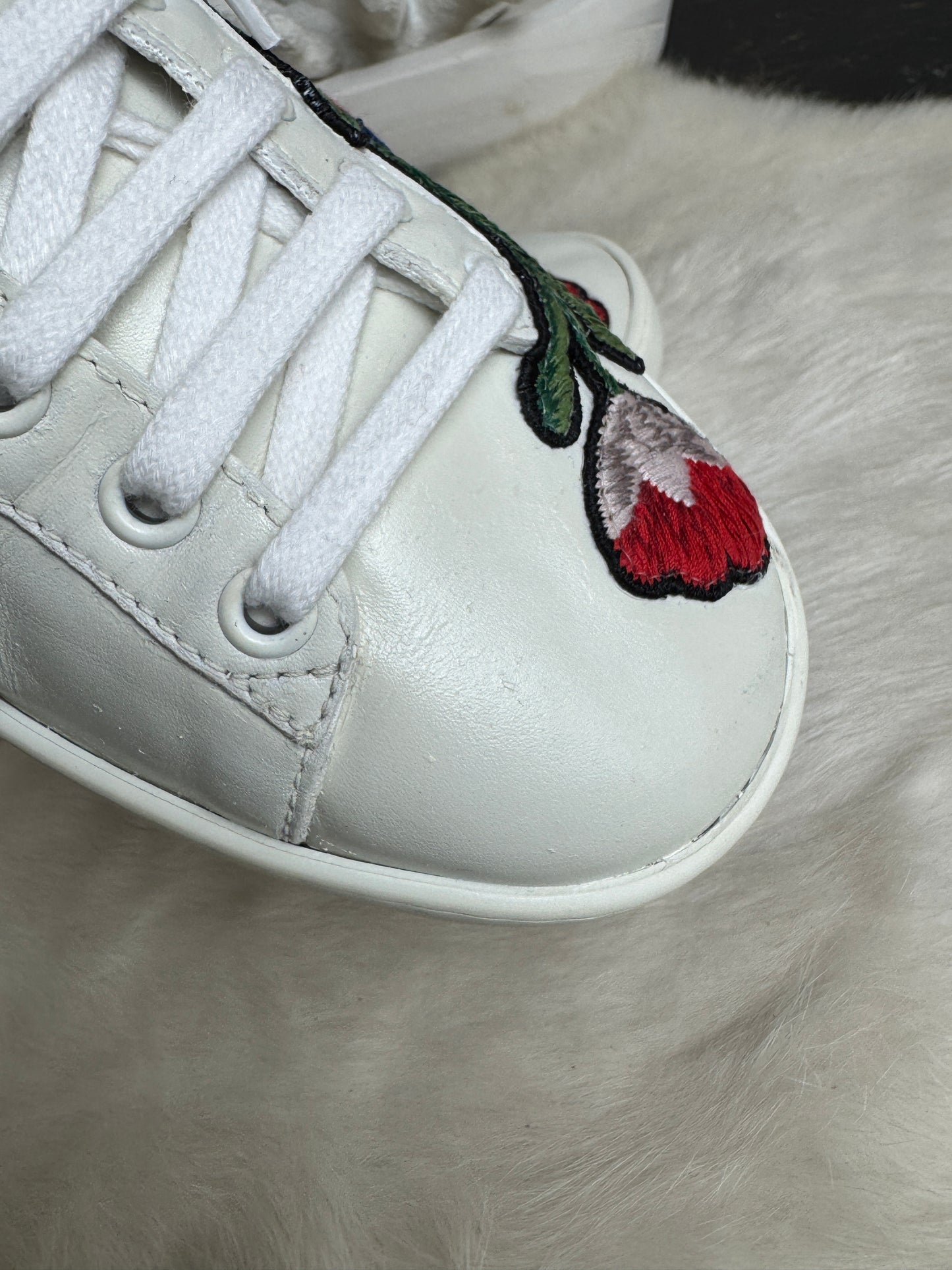 GUCCI Ace Flowers Sneakers 36.5EU