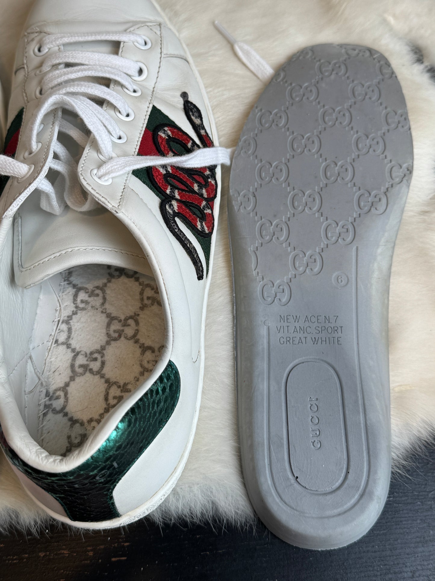 GUCCI Ace King Snakes Sneakers Mens 7EU (40EU)