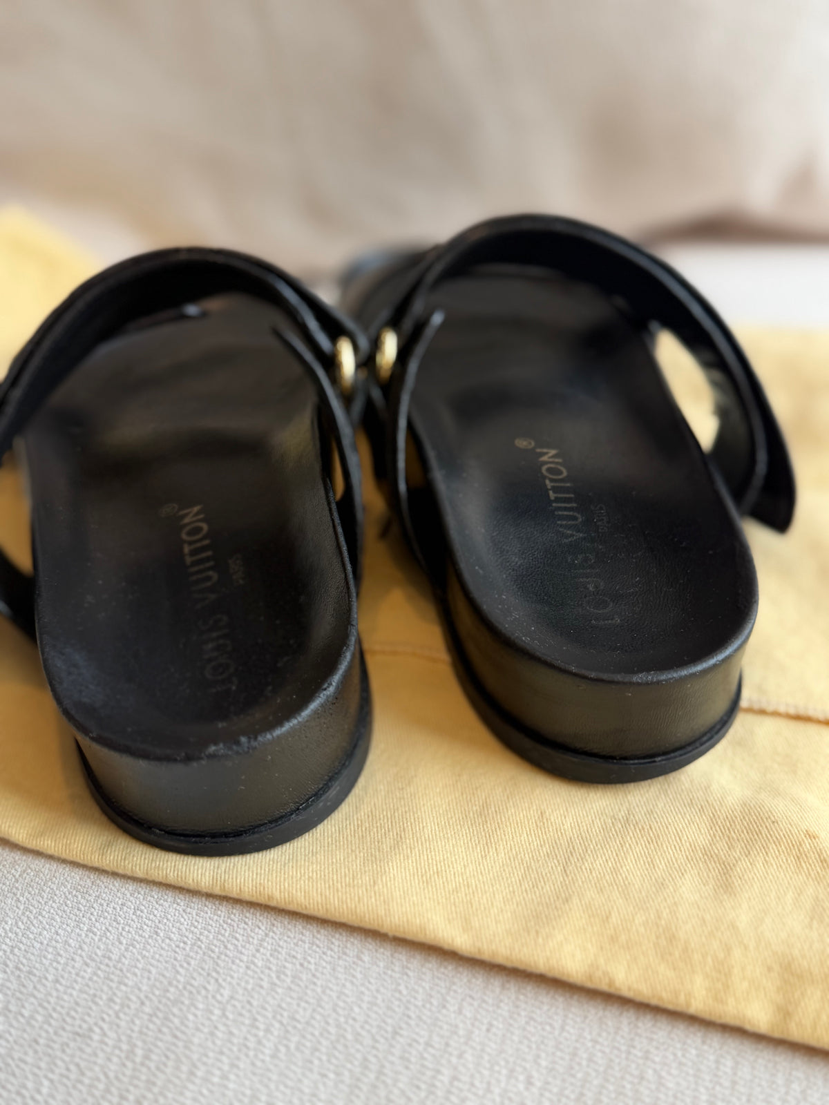 Louis Vuitton Bom Dia Flat Mule Black Empreinte 39.5