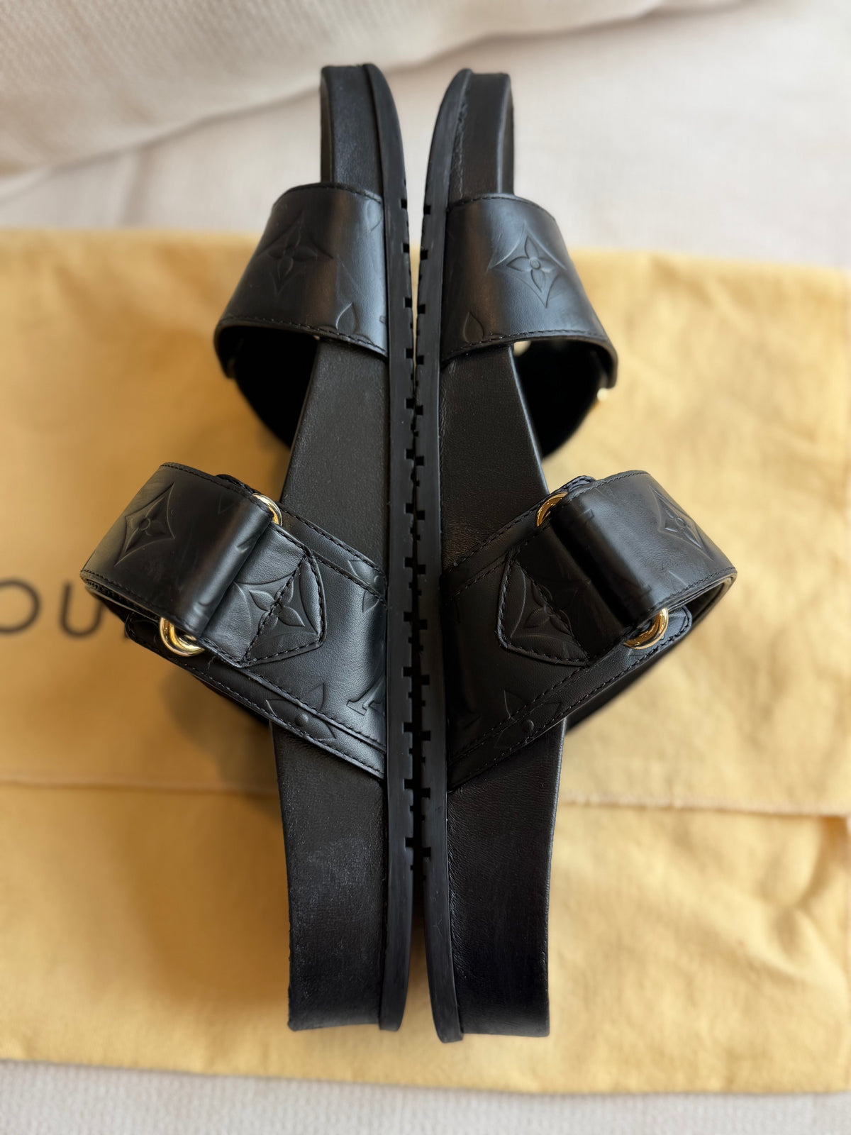 Louis Vuitton Bom Dia Flat Mule Black Empreinte 39.5