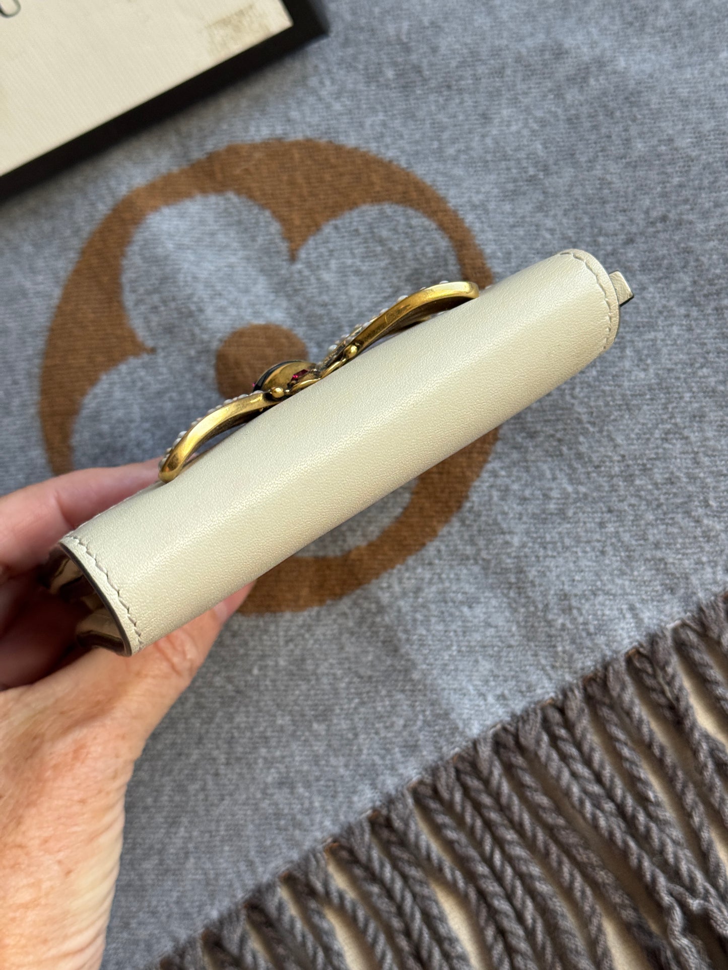 GUCCI Queen Margaret Cream Bifold Snap Wallet