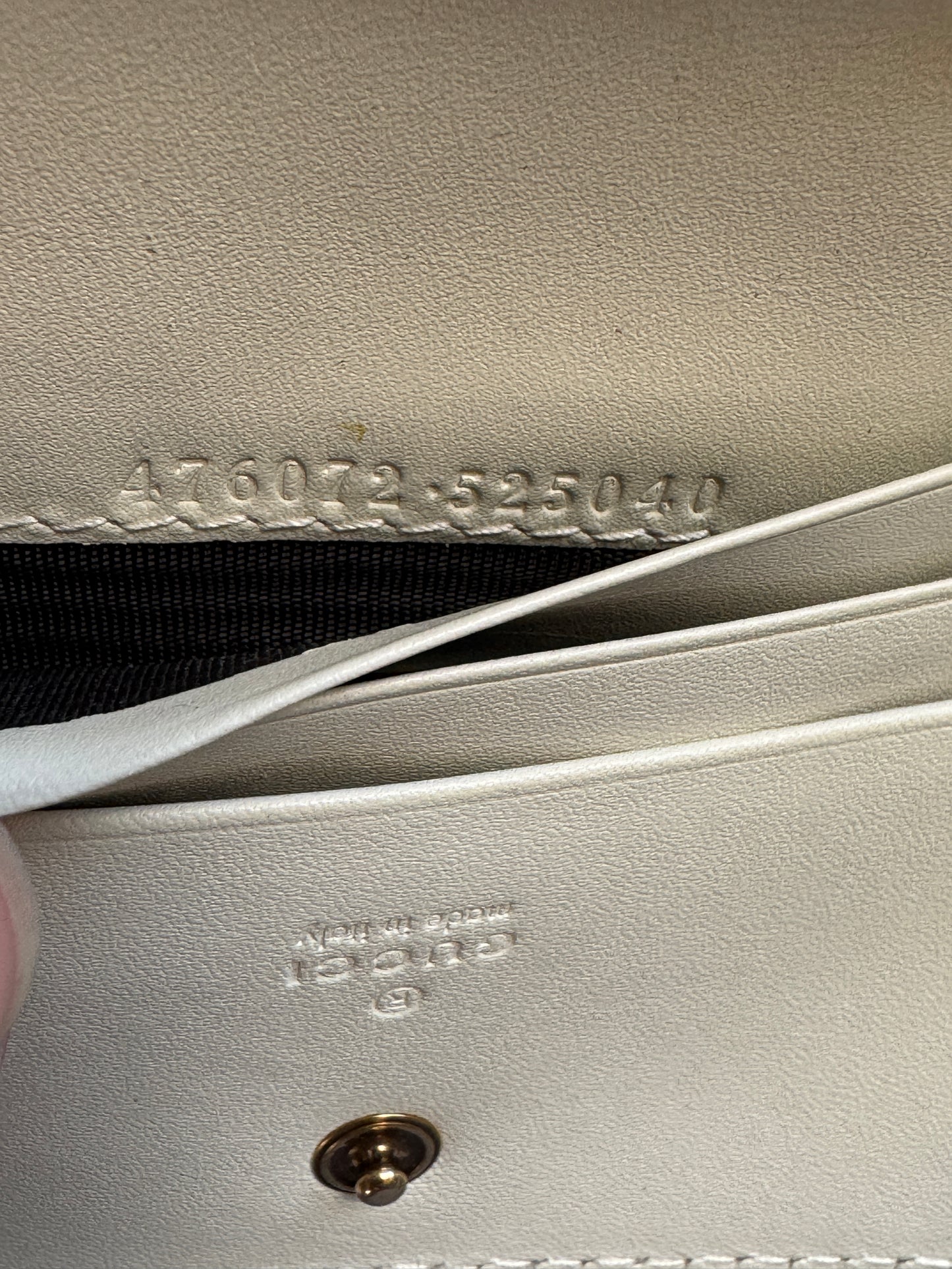 GUCCI Queen Margaret Cream Bifold Snap Wallet