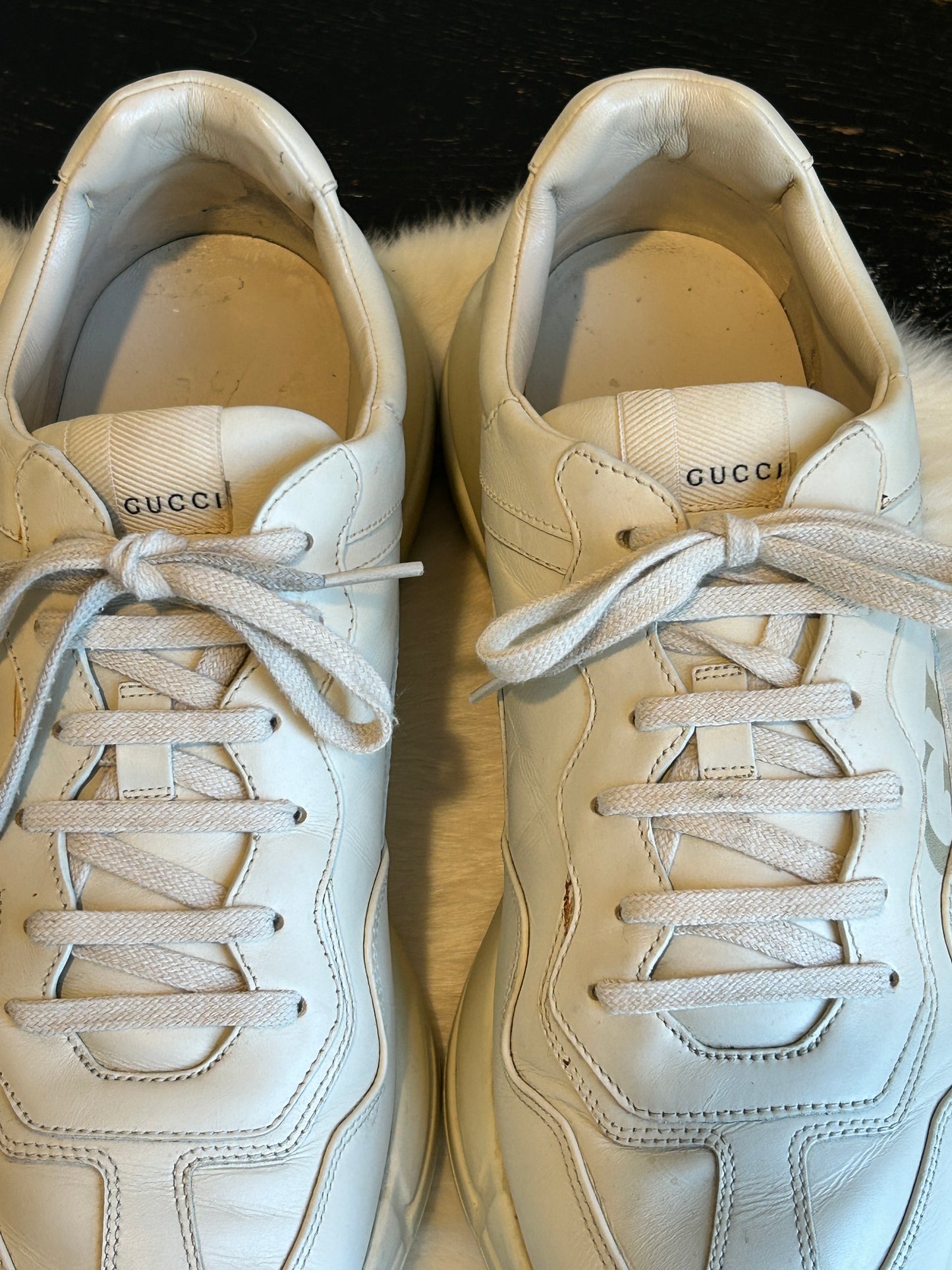 GUCCI Rhyton Ivory Sneakers Mens 10.5EU