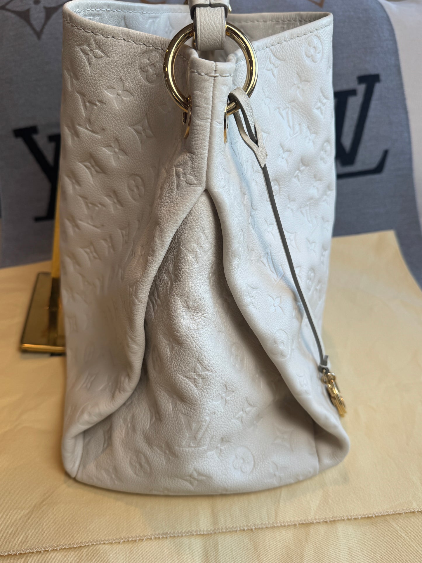 Louis Vuitton Empreinte Artsy Blanc / Ivory