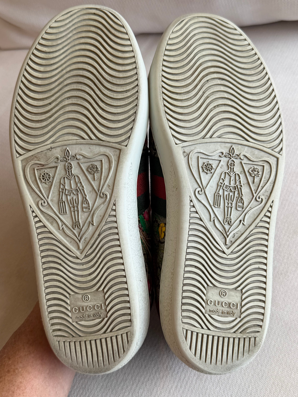 GUCCI Ace Supreme Canvas Flora Print Women's Sneakers 36EU