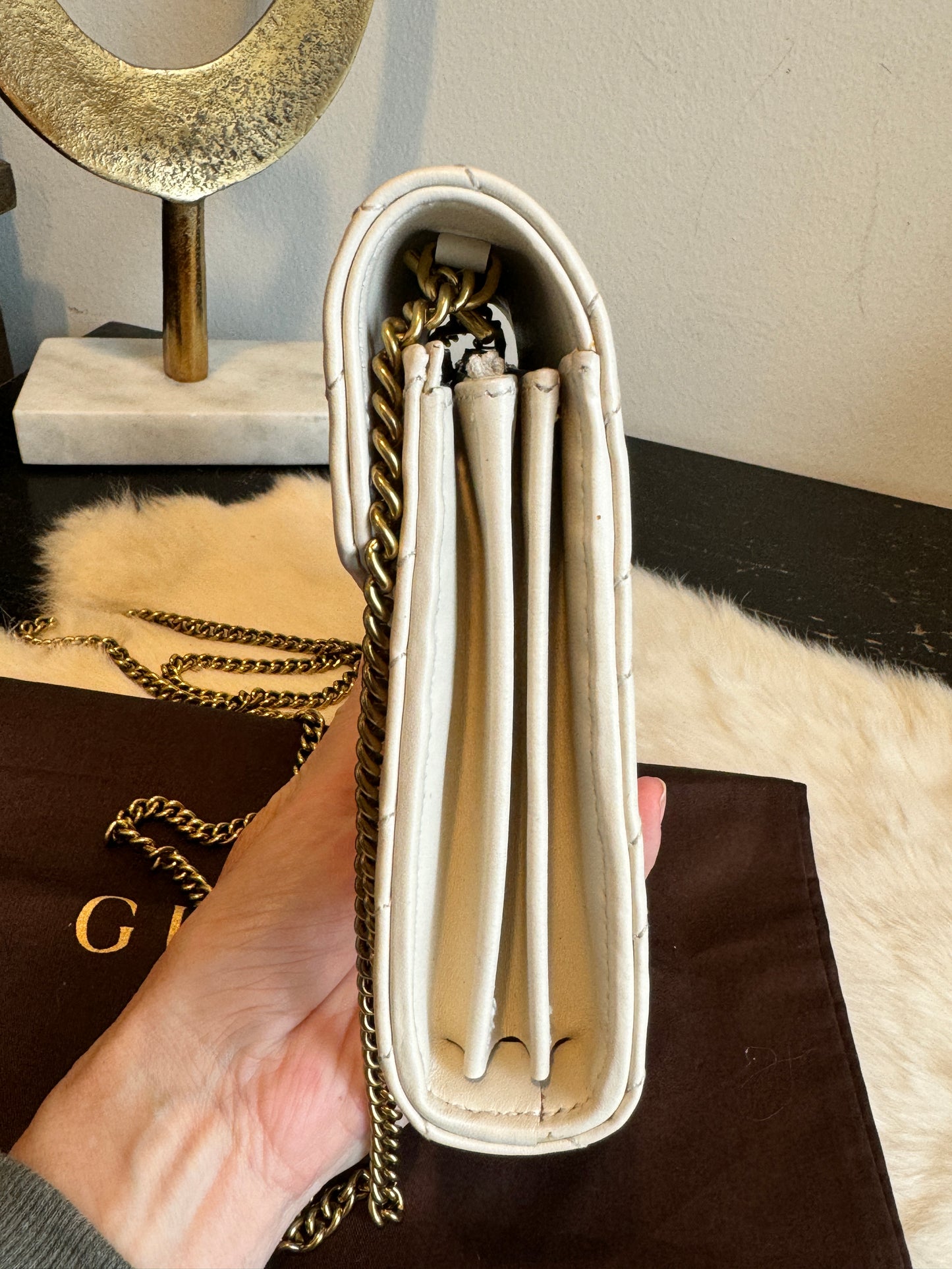 GUCCI Ivory Leather GG Marmont Mini WOC