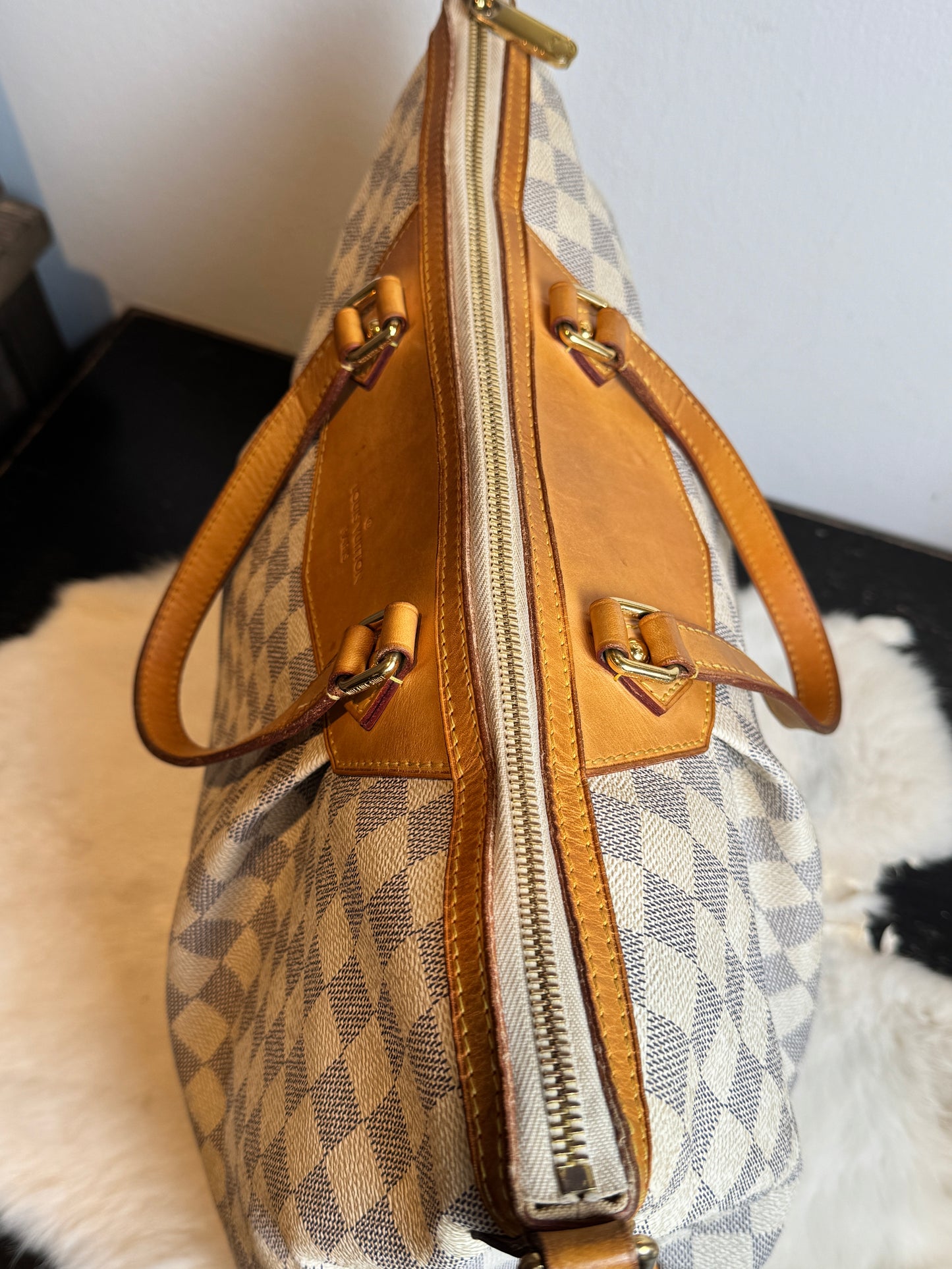 Louis Vuitton Damier Azur Siracusa MM