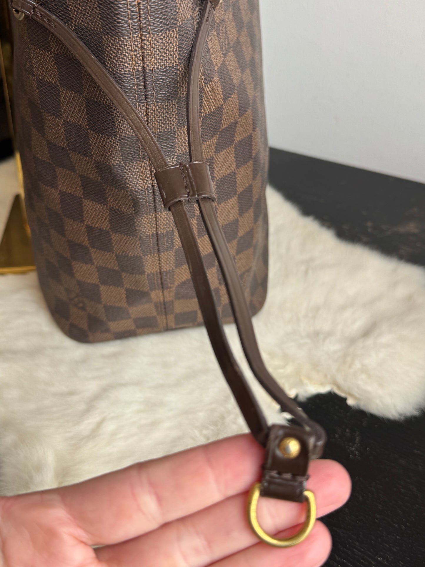 Louis Vuitton Neverfull MM Damier Ebene Cherry