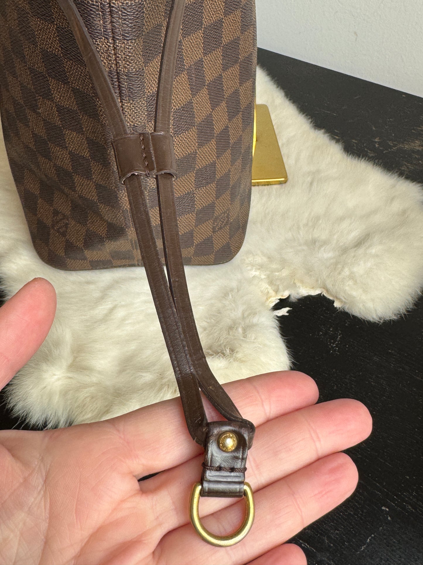 Louis Vuitton Neverfull MM Damier Ebene Cherry