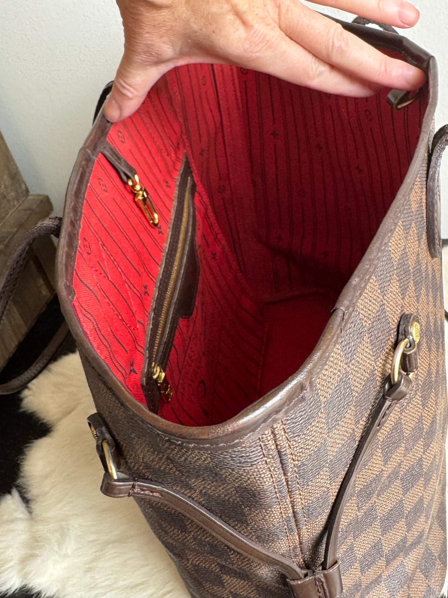 Louis Vuitton Neverfull MM Damier Ebene Cherry