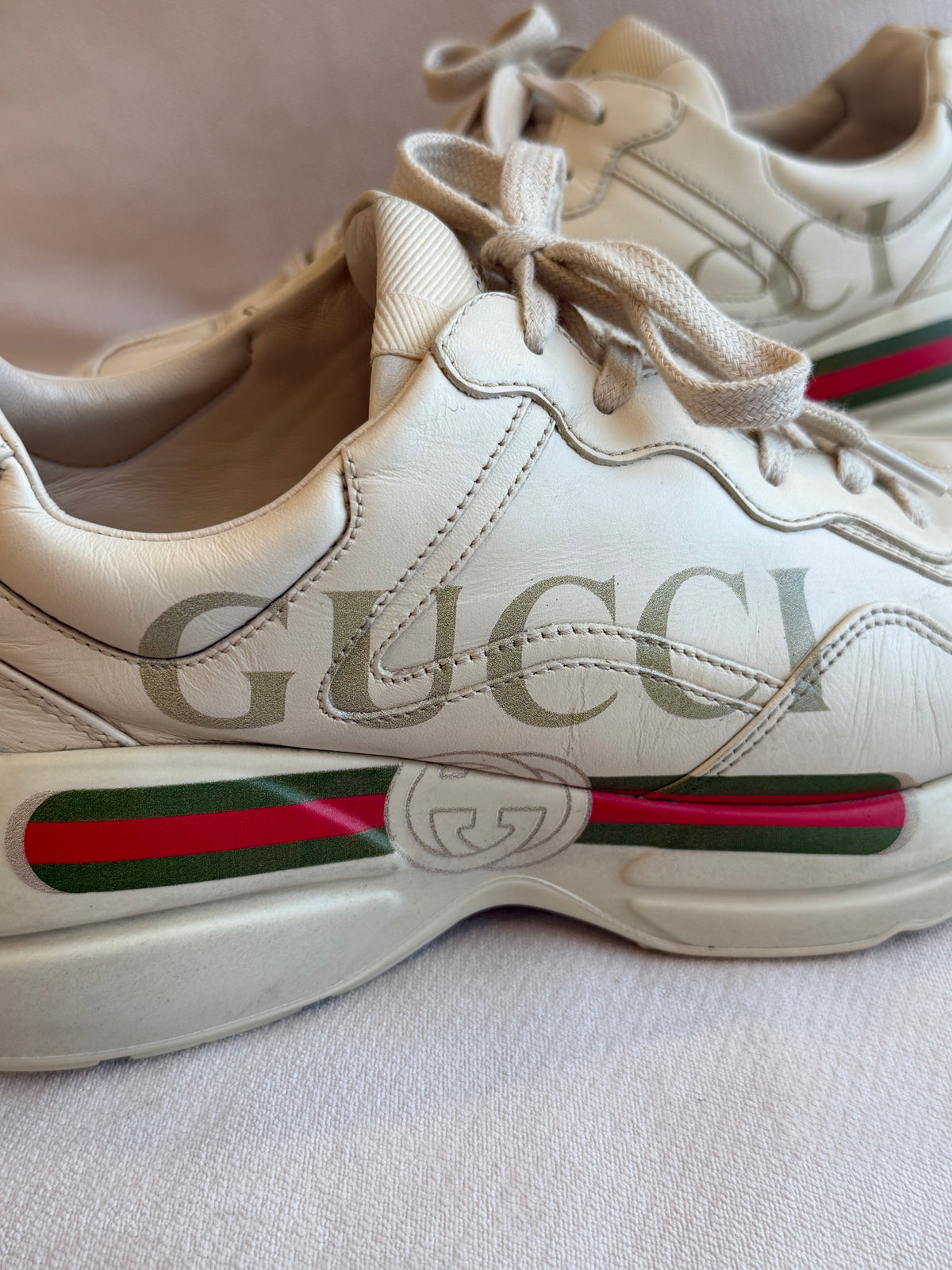 GUCCI Rhyton Ivory Sneakers Men's 6.5EU (Women's 39.5EU)