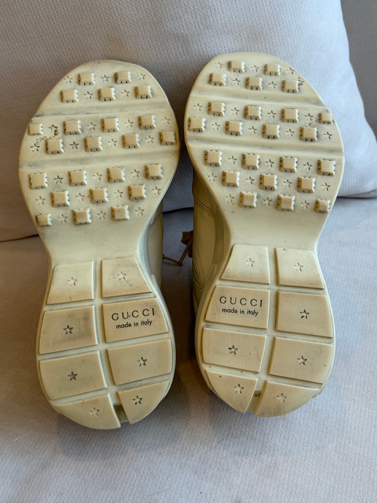 GUCCI Rhyton Ivory Sneakers Men's 6.5EU (Women's 39.5EU)