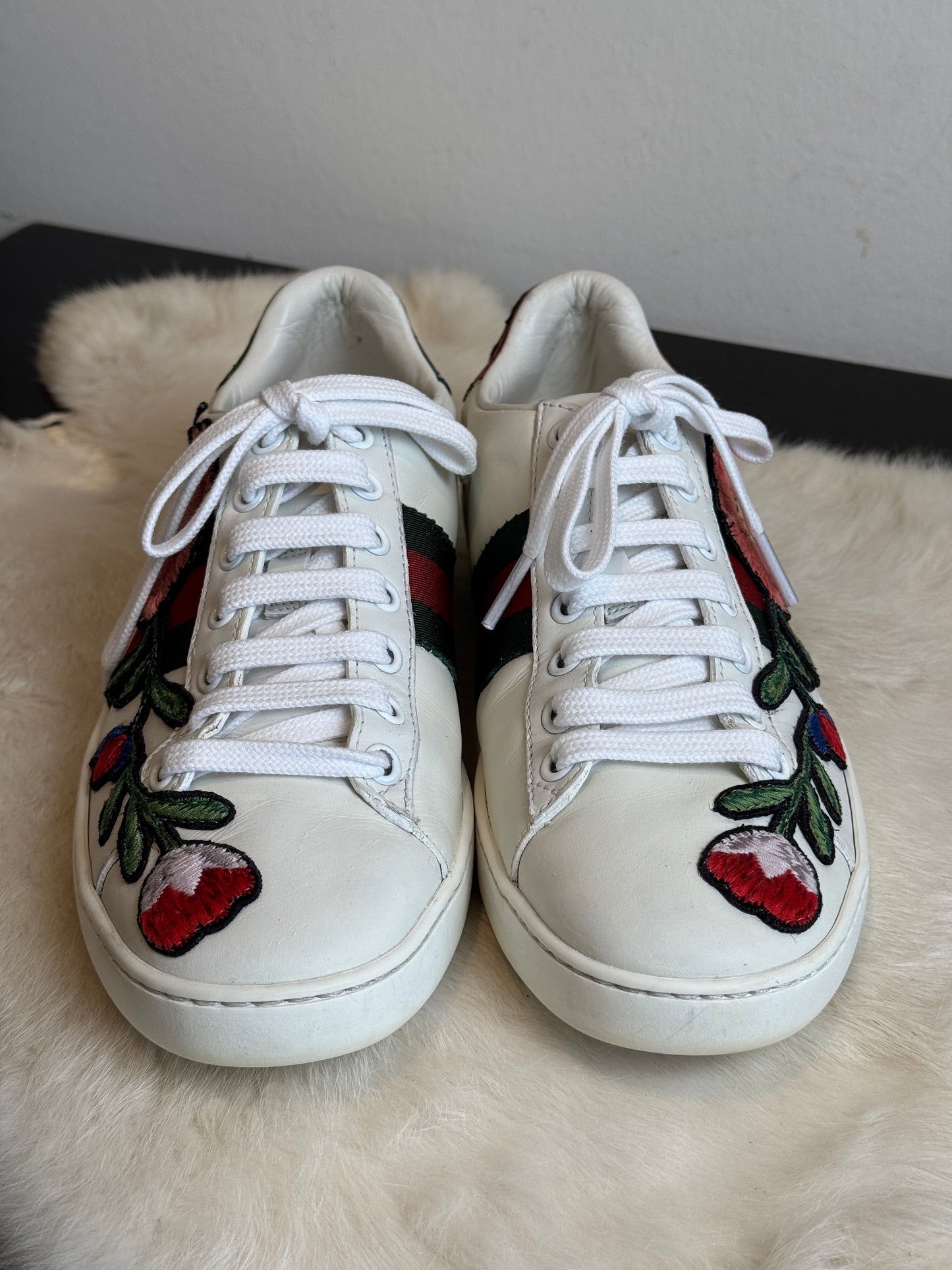 GUCCI Ace Flowers Sneakers 36EU