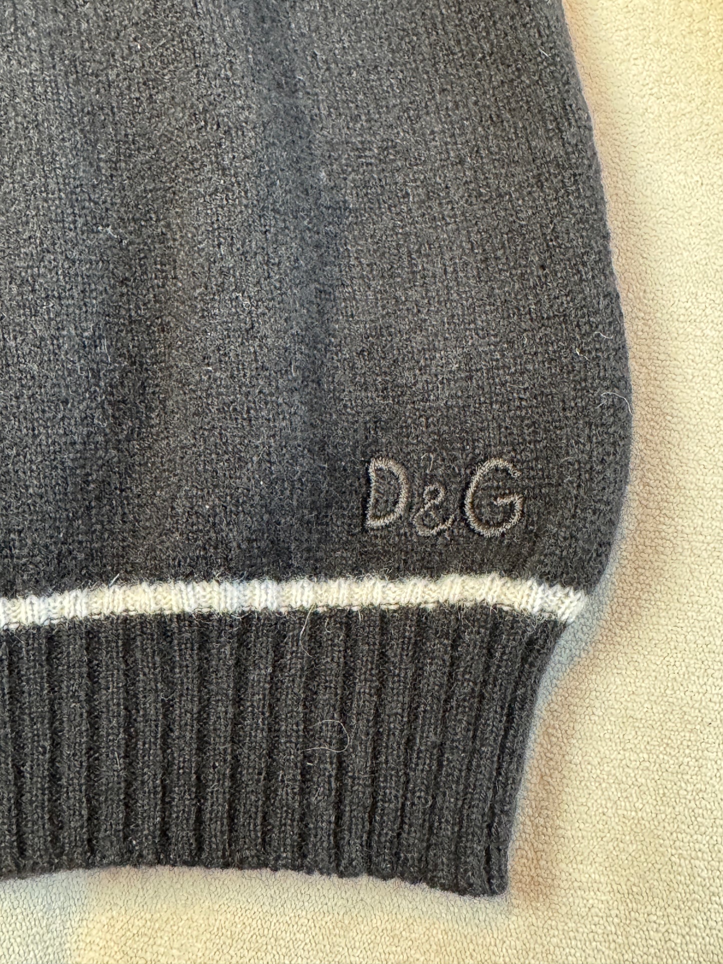 Dolce & Gabbana Black/White Collared Cashmere Sweater Size 4