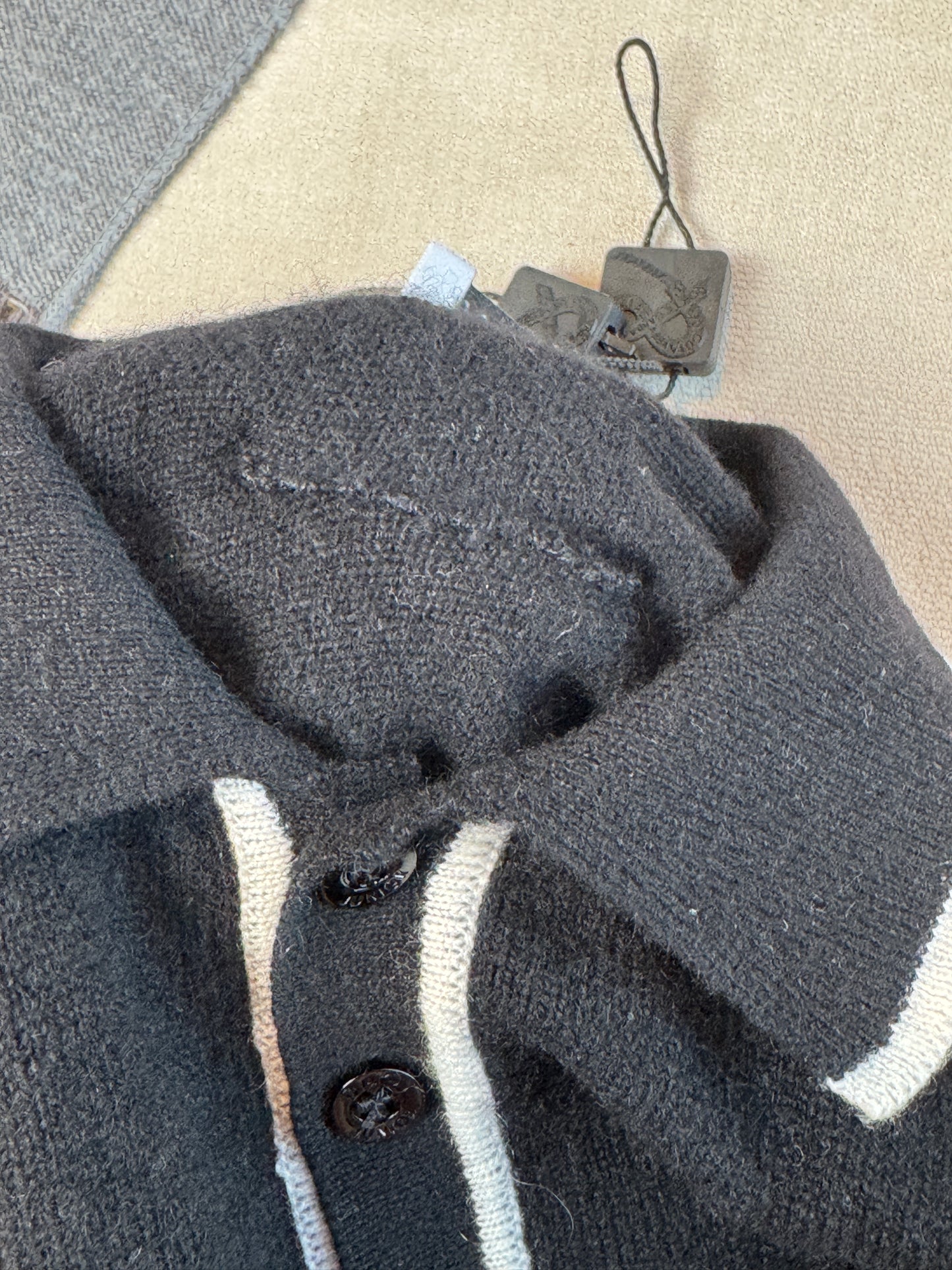 Dolce & Gabbana Black/White Collared Cashmere Sweater Size 4