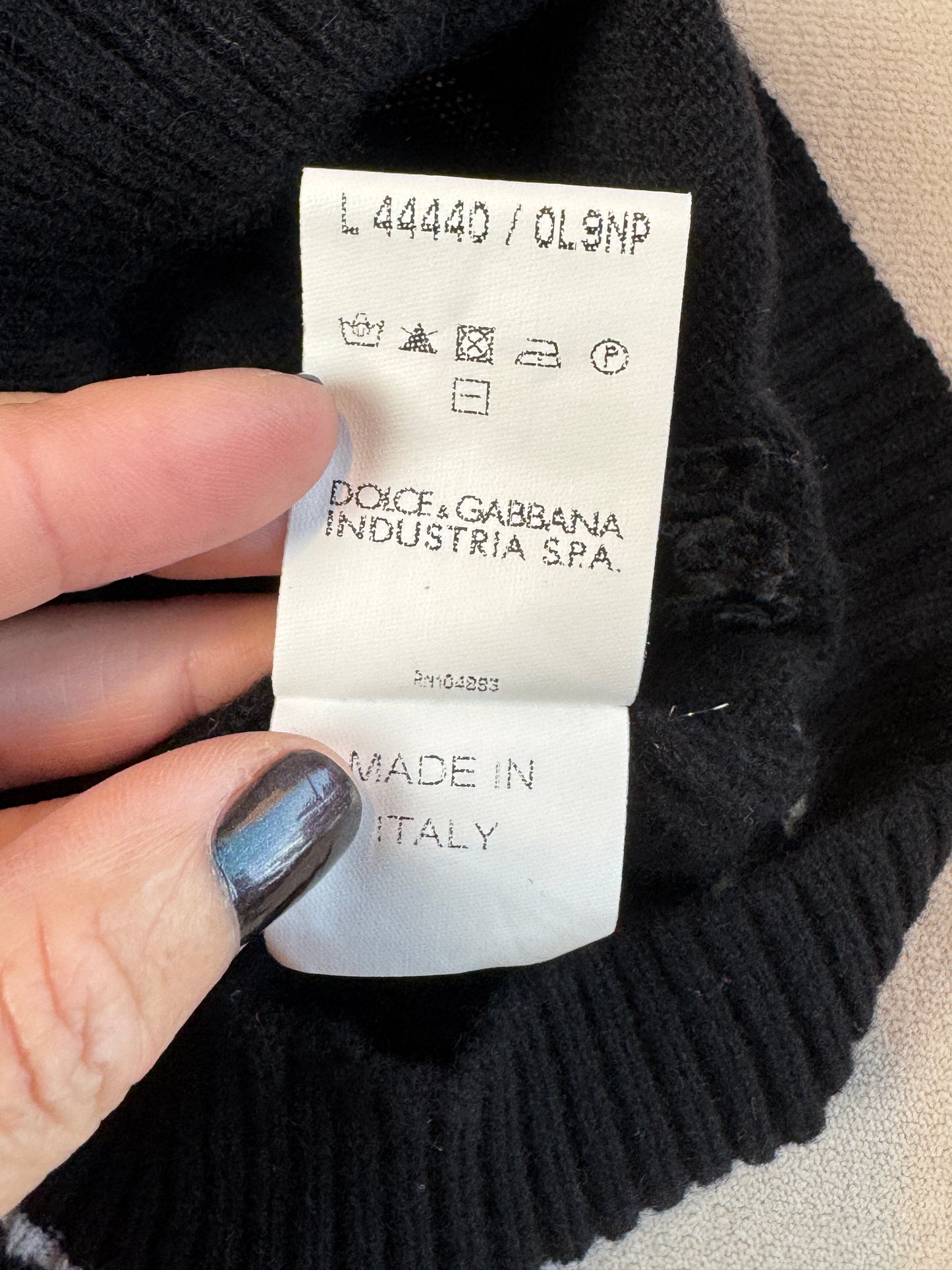 Dolce & Gabbana Black/White Collared Cashmere Sweater Size 4