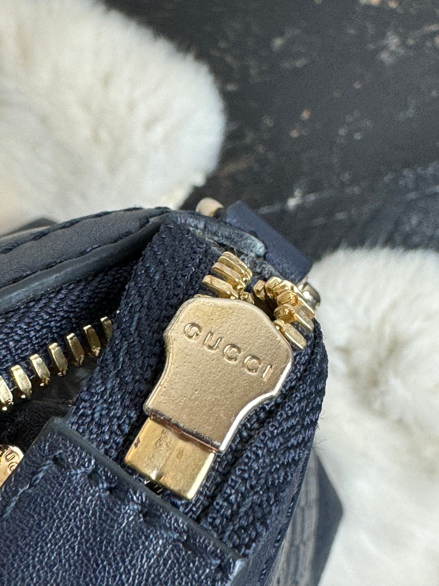 GUCCI Micro-Guccissima Zip Top Navy Medium