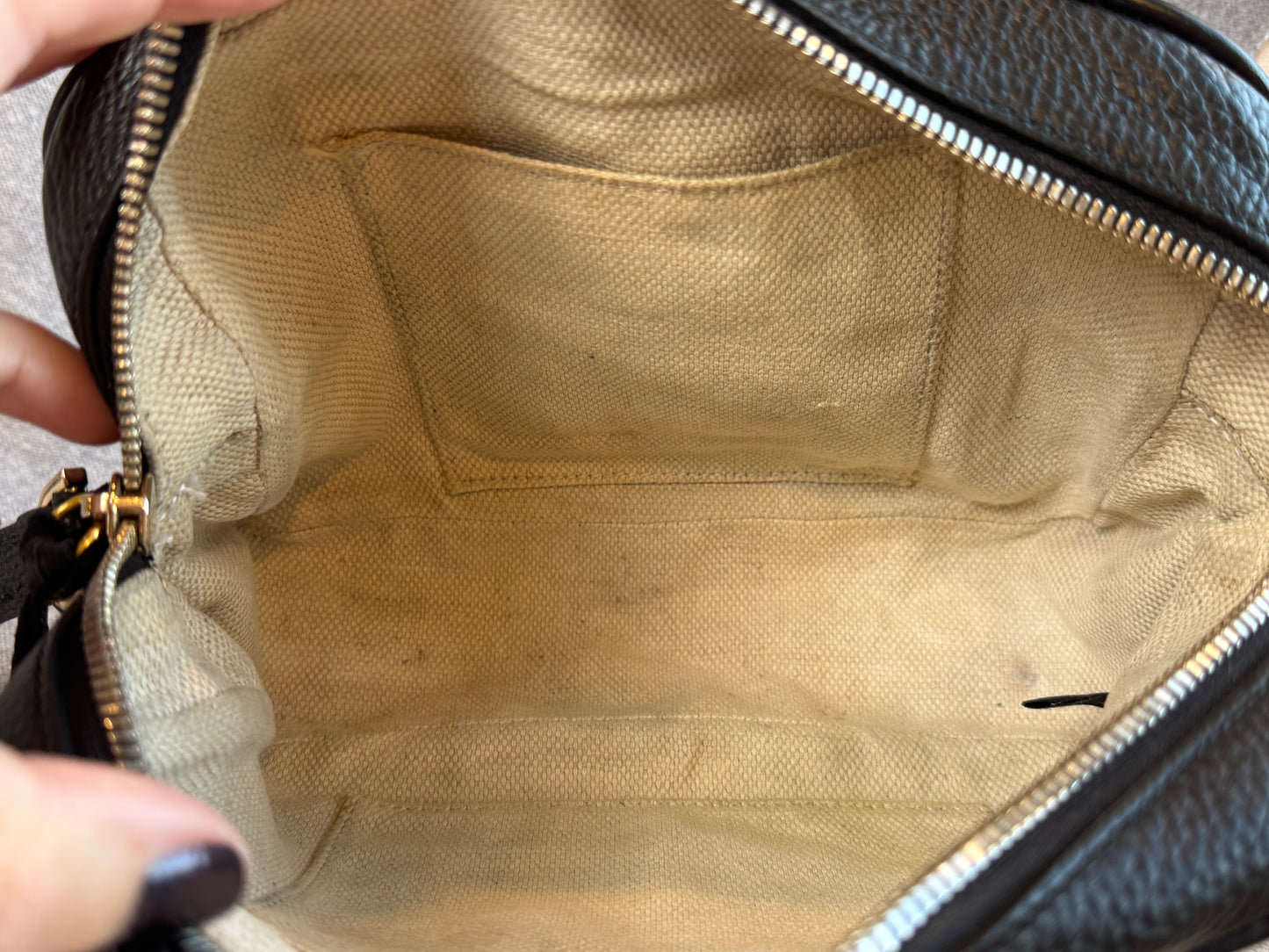 GUCCI Soho Disco Black Pebbled Camera Bag