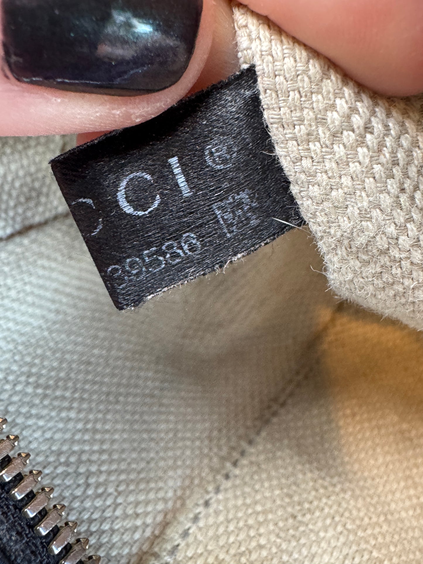 GUCCI Soho Disco Black Pebbled Camera Bag