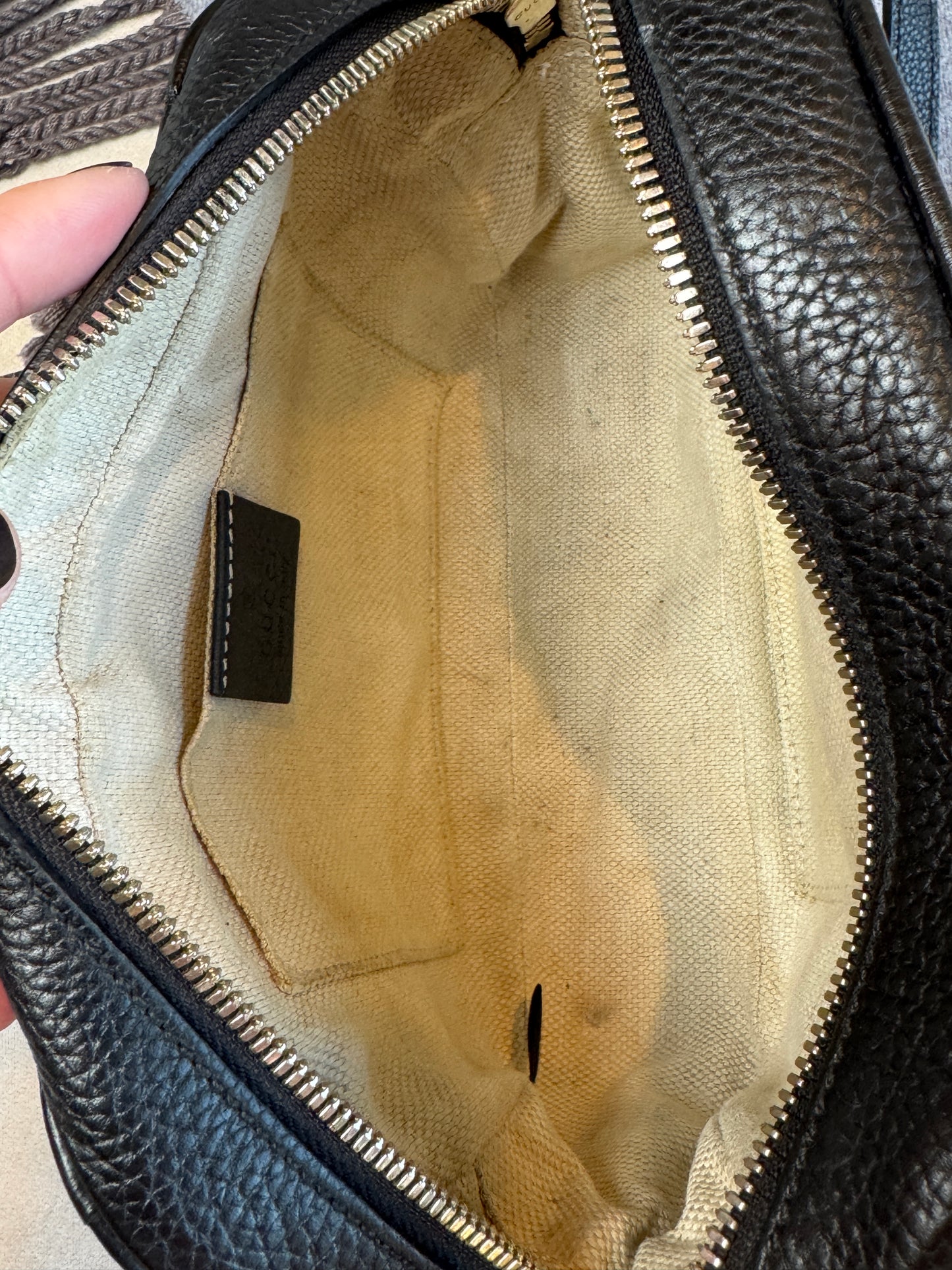 GUCCI Soho Disco Black Pebbled Camera Bag