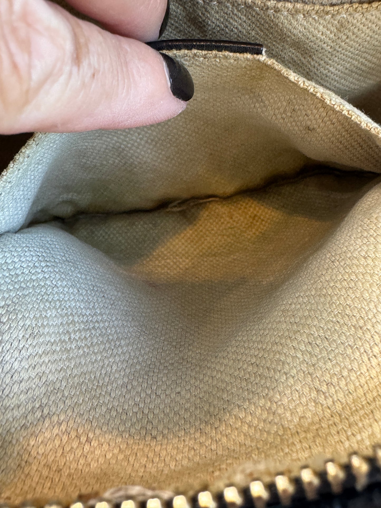 GUCCI Soho Disco Black Pebbled Camera Bum Bag