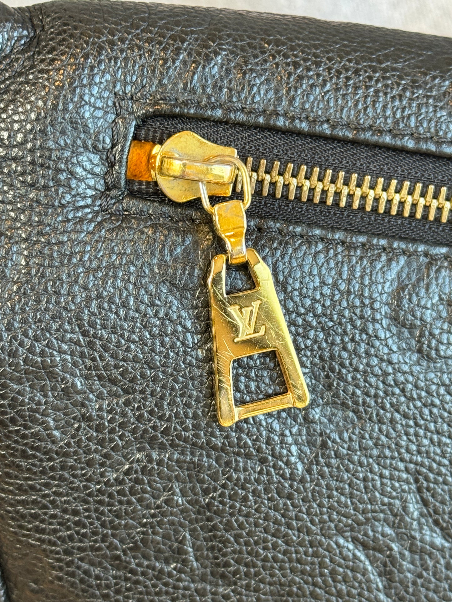 Louis Vuitton Empreinte Noir Original Bumbag
