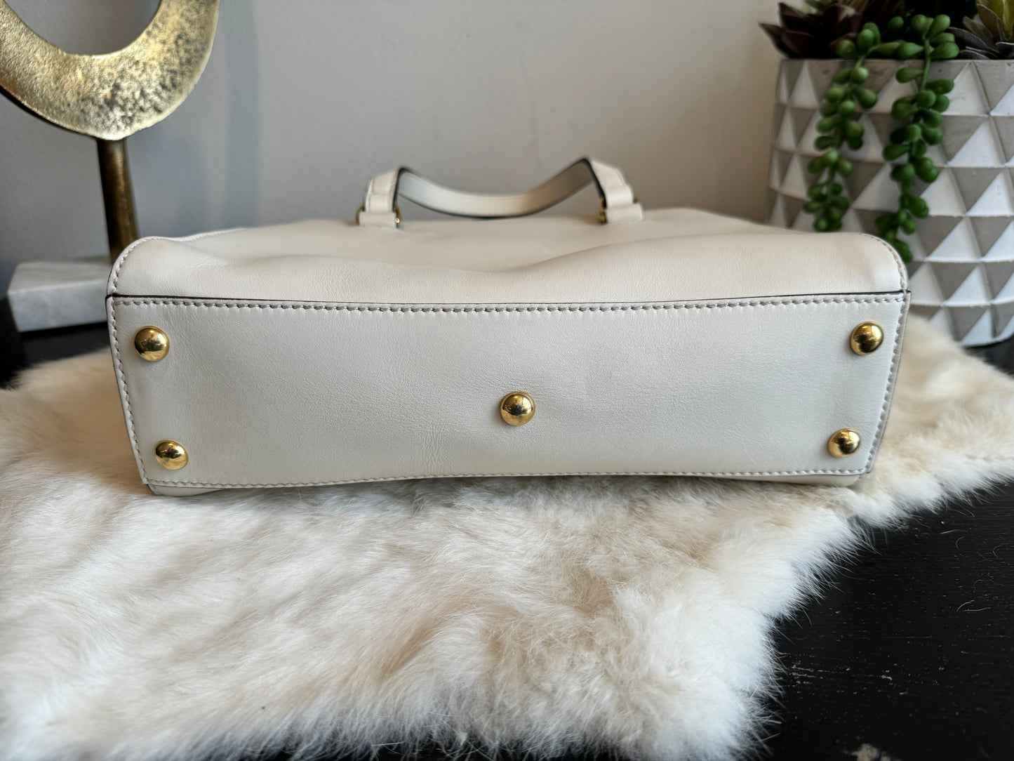 GUCCI Sylvie Mini Ivory 2-Way Handbag