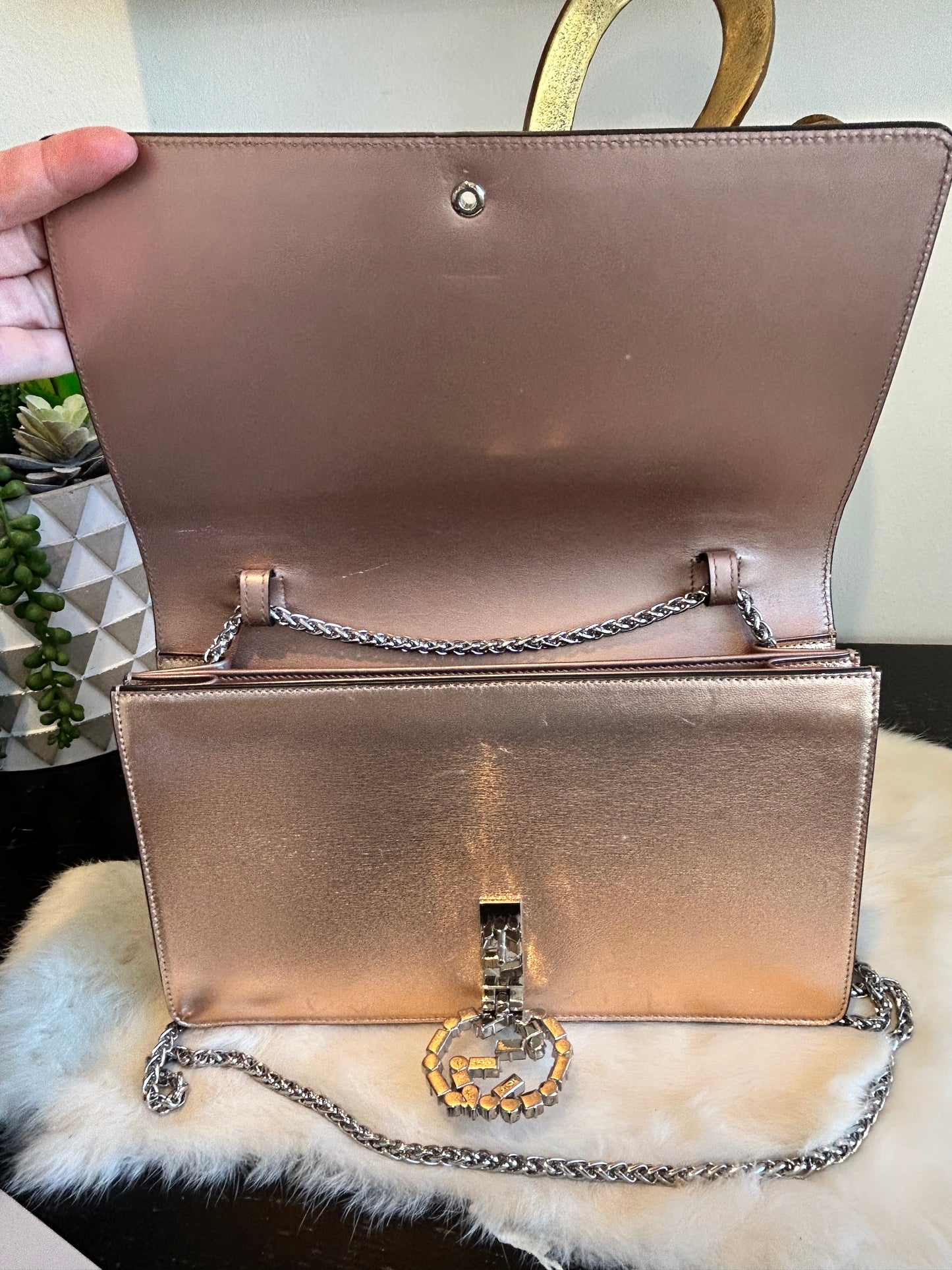 GUCCI Crystal Logo Metallic Broadway Bag