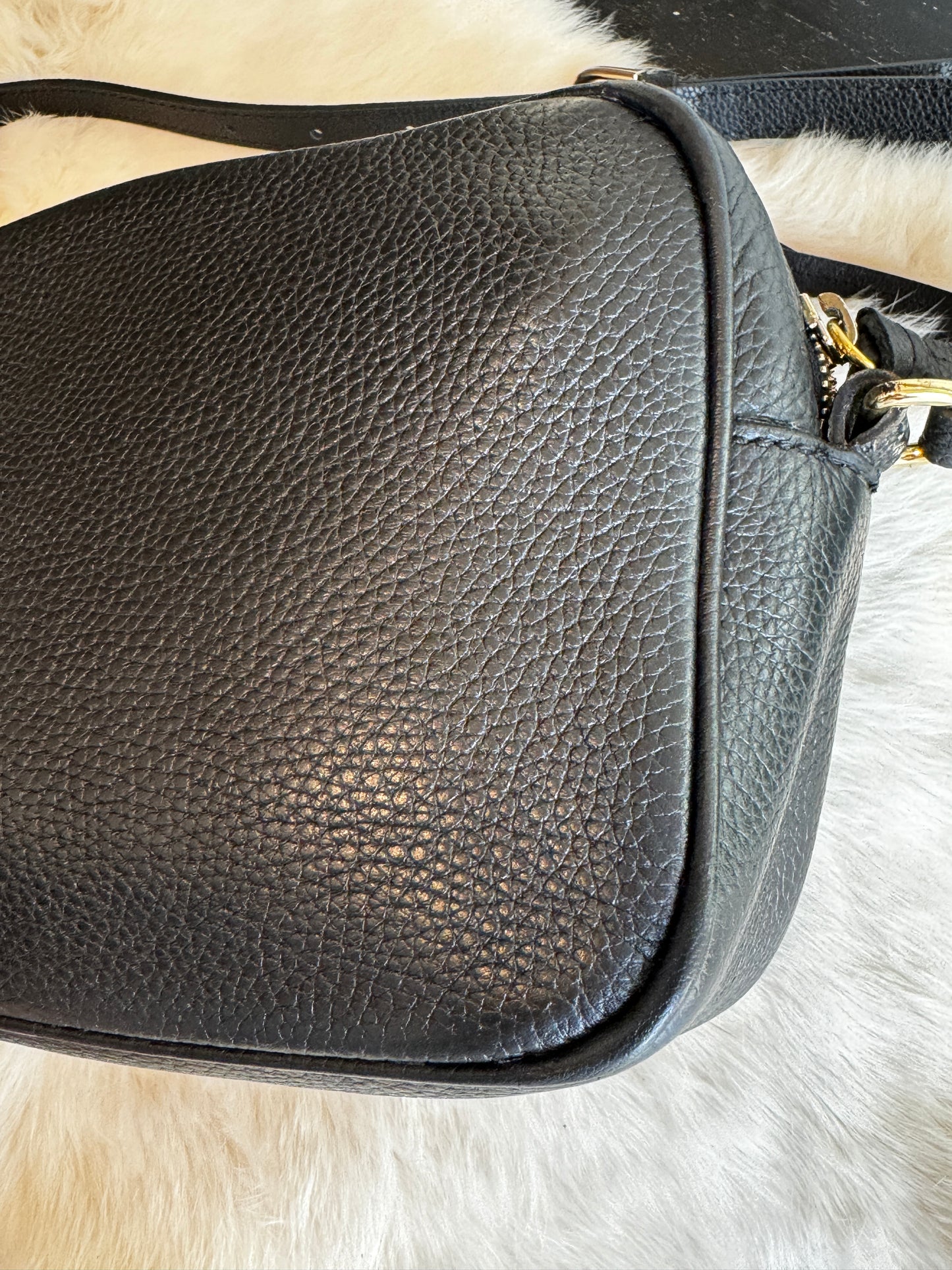 GUCCI Soho Disco Black Pebbled Camera Bag