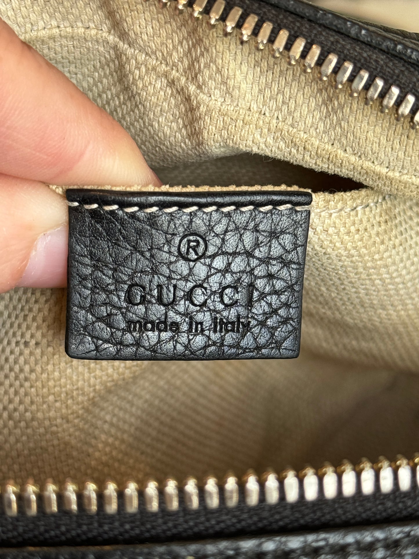 GUCCI Soho Disco Black Pebbled Camera Bag