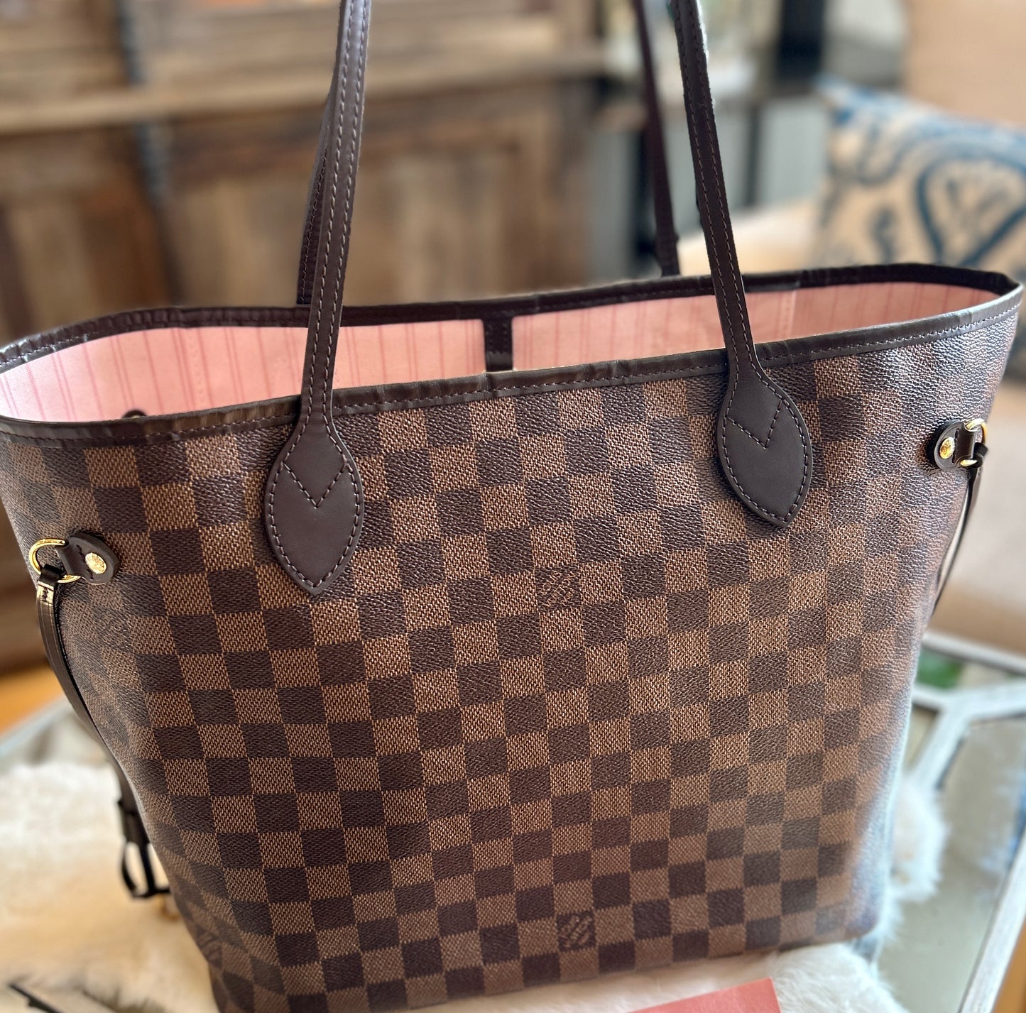 louis vuitton neverfull with pink interior