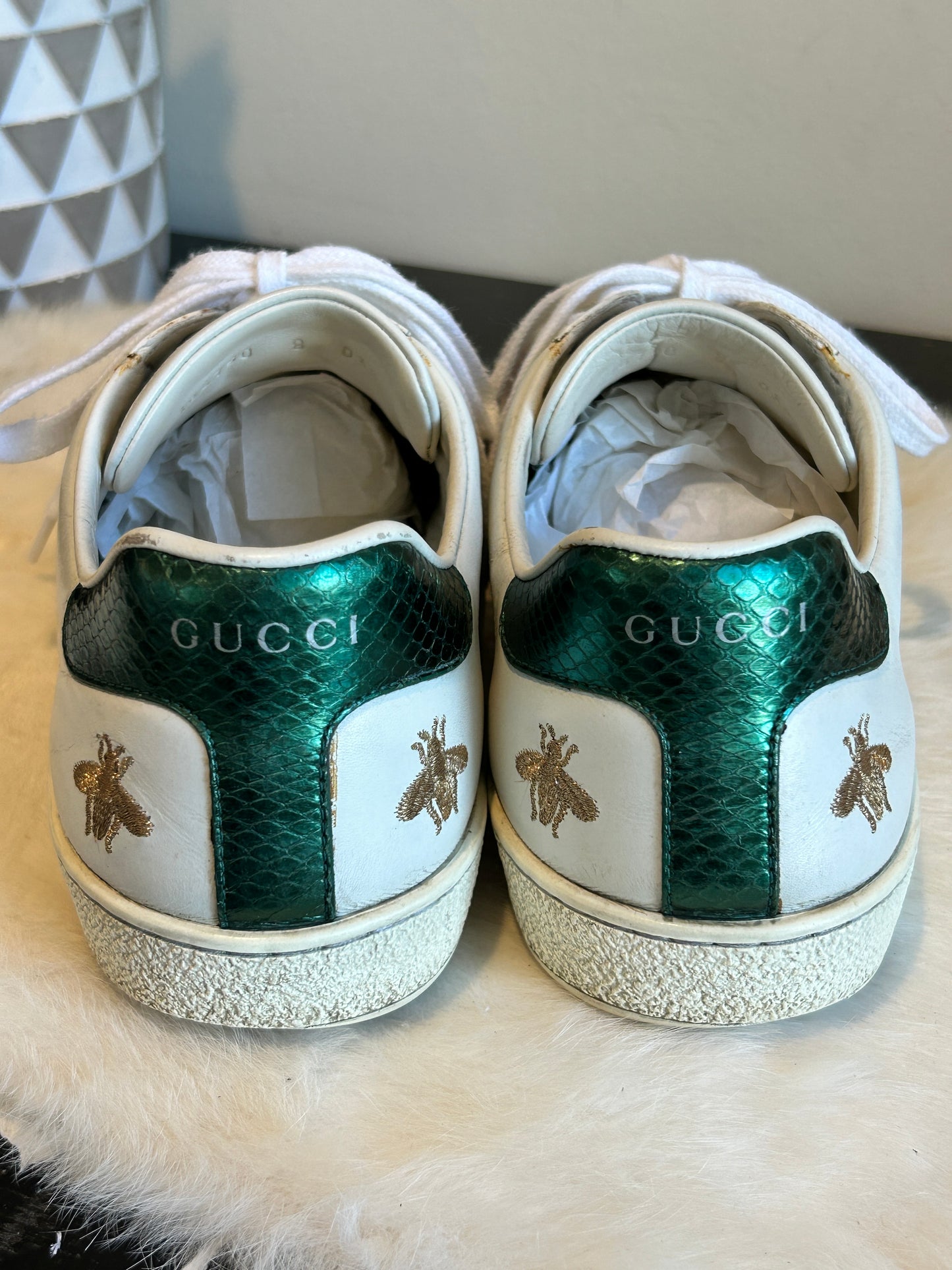 GUCCI Ace Gold Metallic Bee's Sneakers 8EU (41EU)