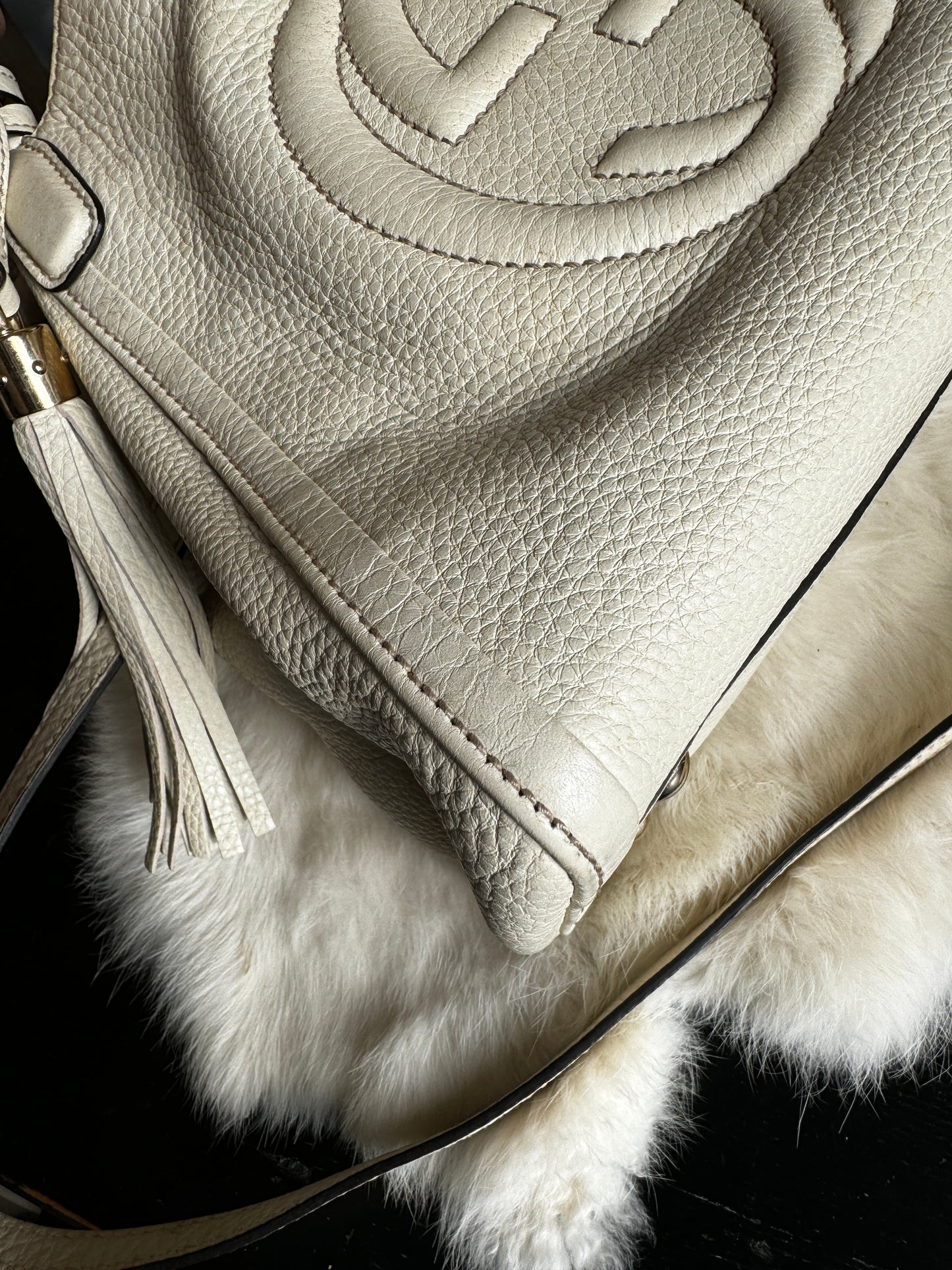 Gucci Cream Soho 2-Way Shoulder Bag