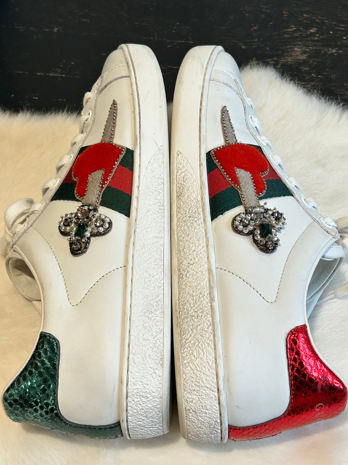 GUCCI Ace Sword Heart Women's Size 40EU