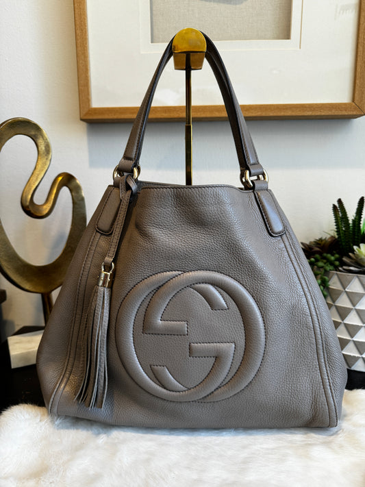 Gucci Pebbled Calfskin Medium Soho Tassel Bag