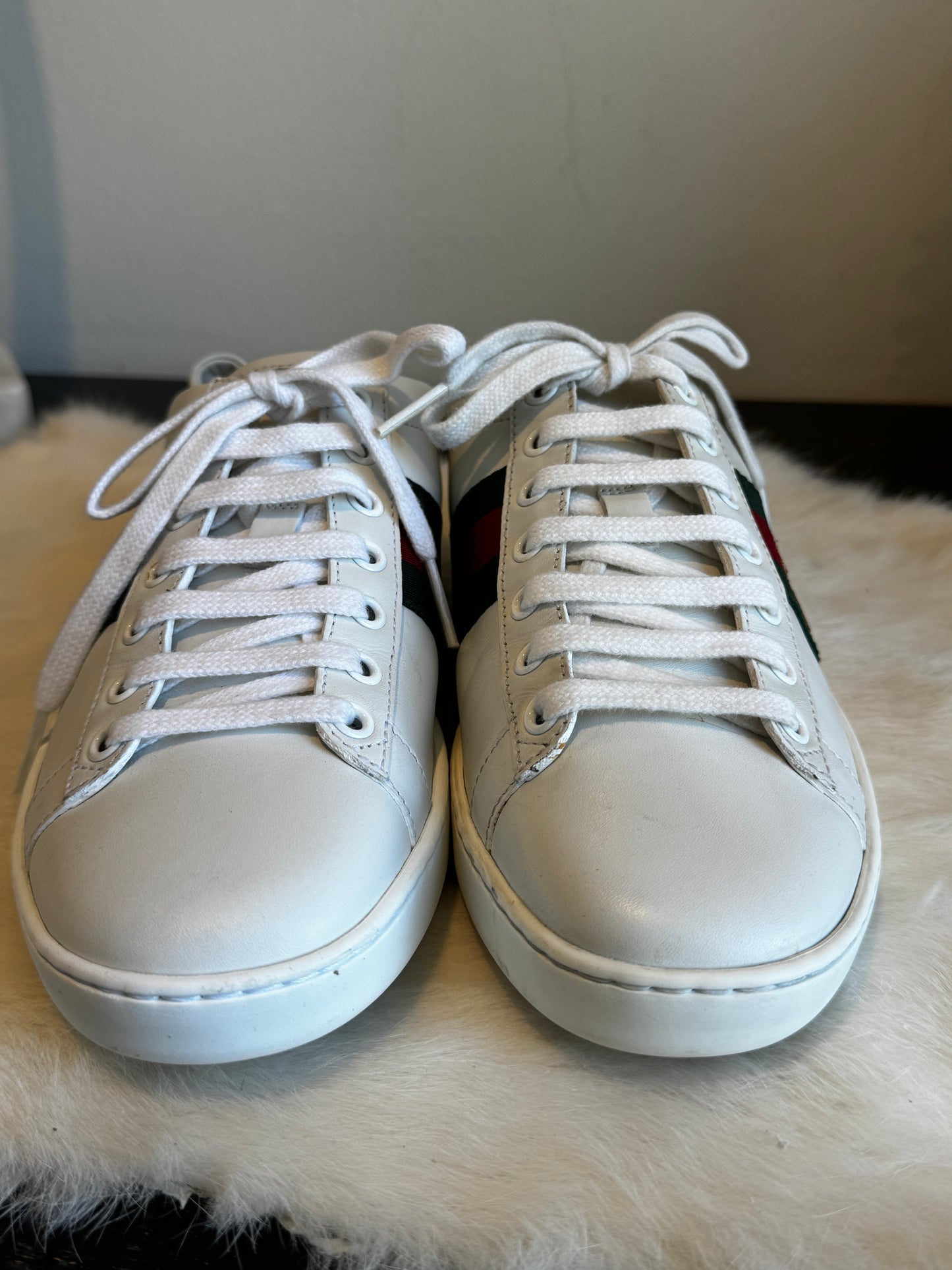 GUCCI Ace Bees Soft Heel Sneakers 37EU