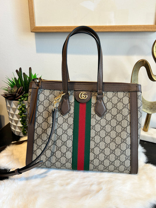 GUCCI GG Supreme Canvas Ophidia Medium Tote