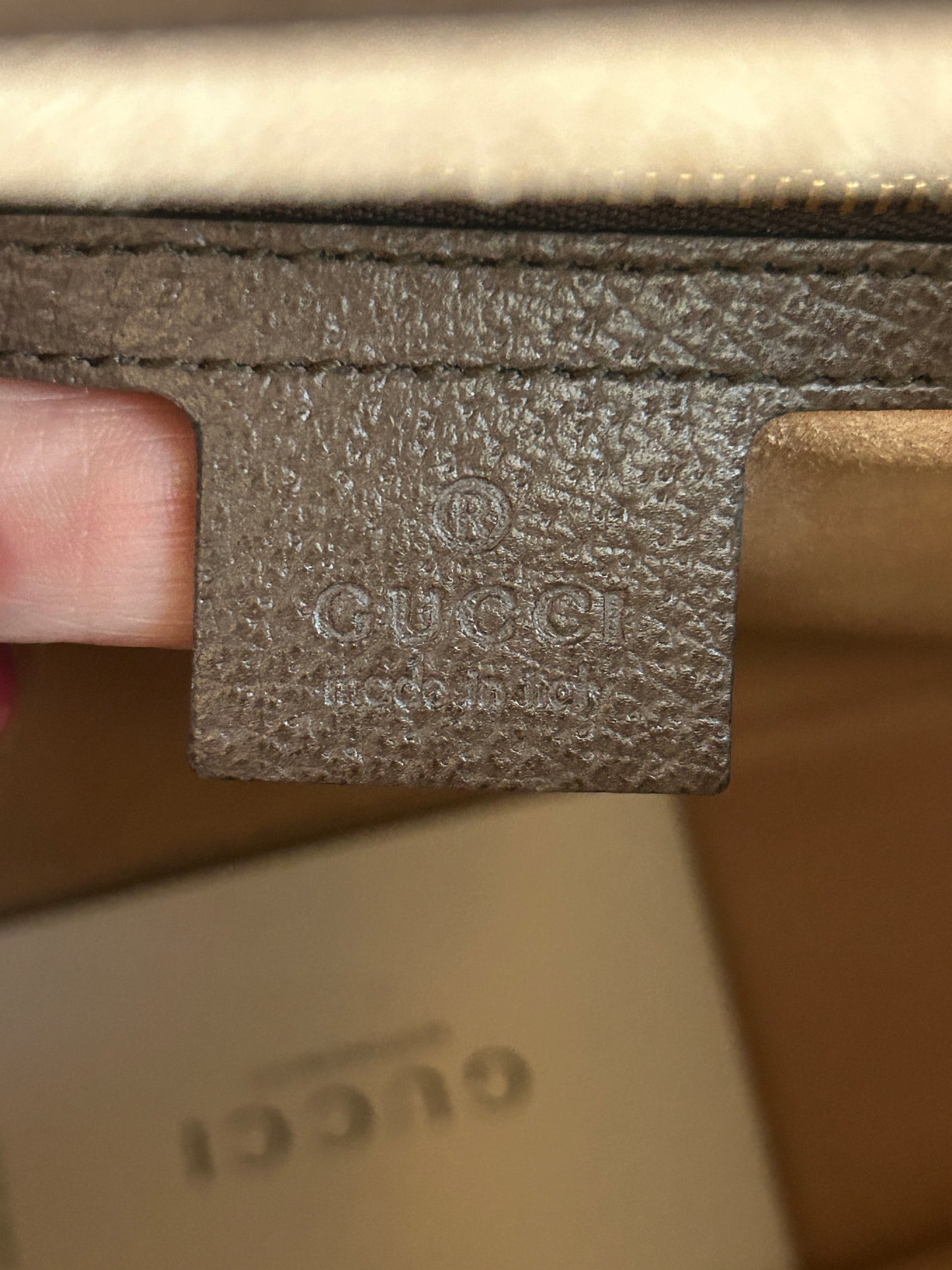 GUCCI GG Supreme Canvas Ophidia Medium Tote