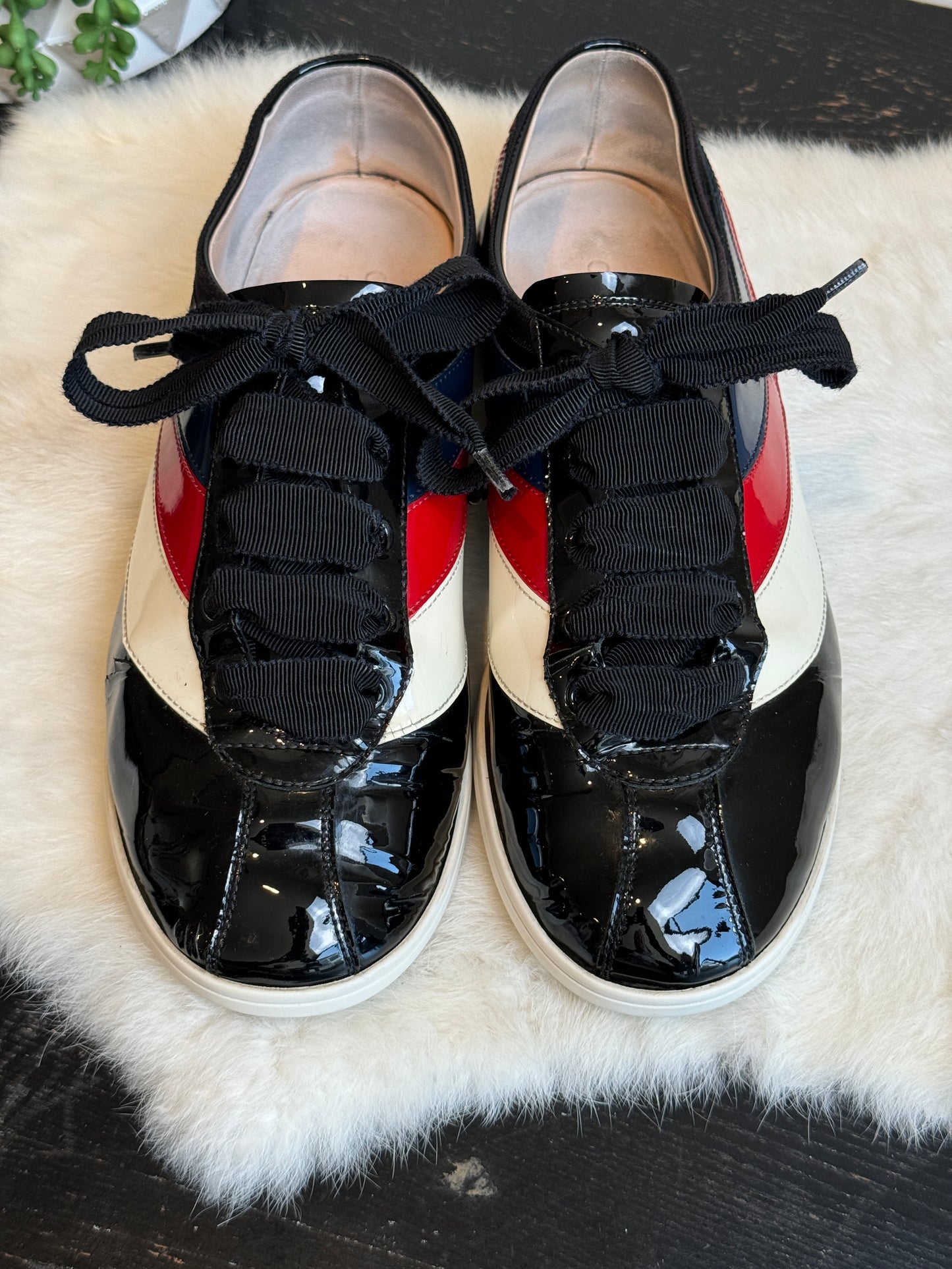 Gucci Patent Black Stripe Sneakers Size 7.5EU (40.5EU)