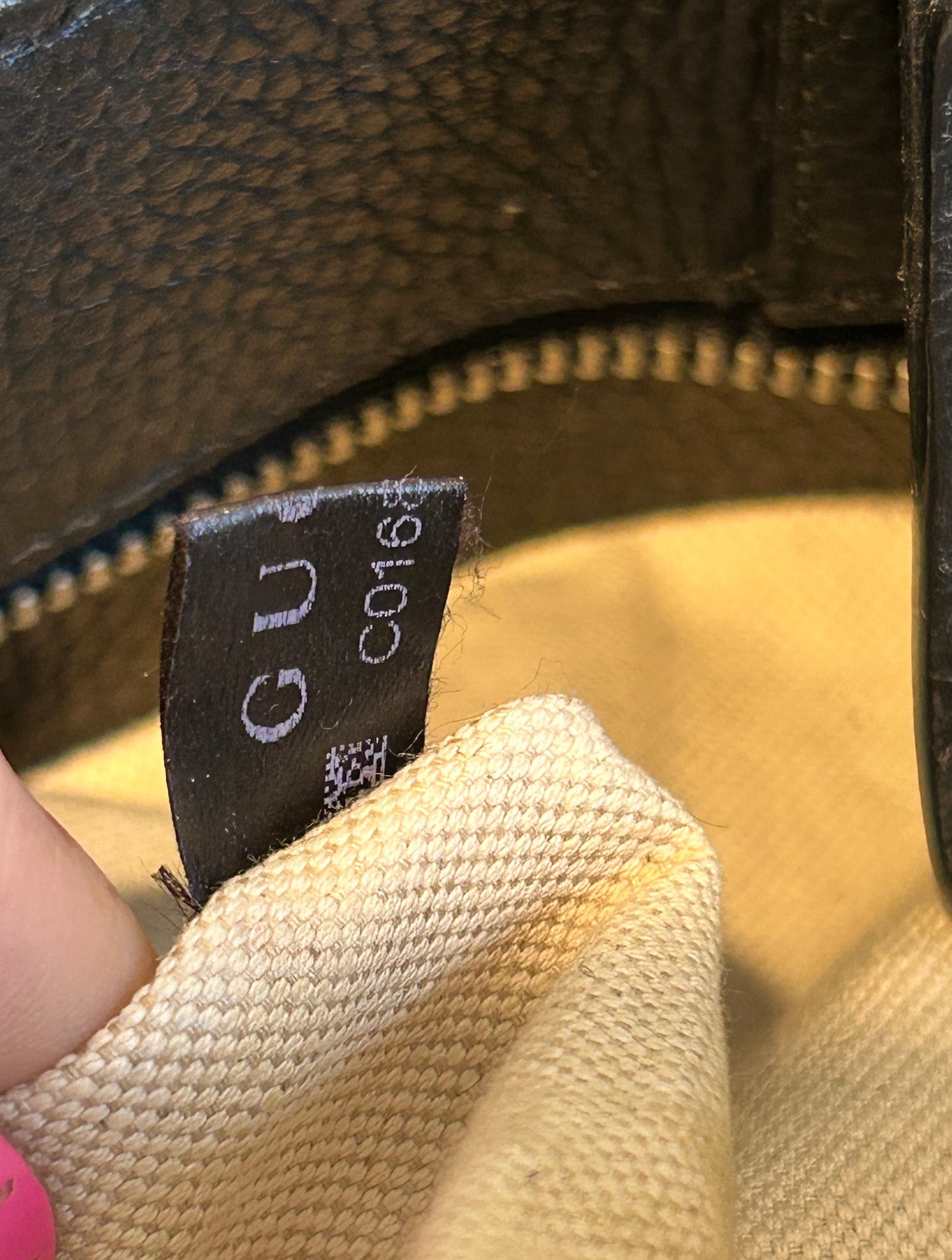 GUCCI Dollar Calfskin Swing Black Large Tote