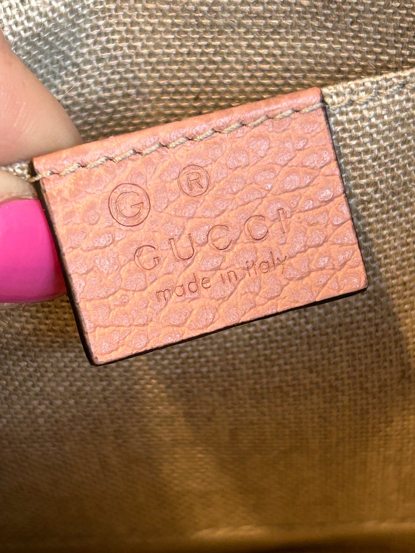 GUCCI Small Leather Clutch Pink