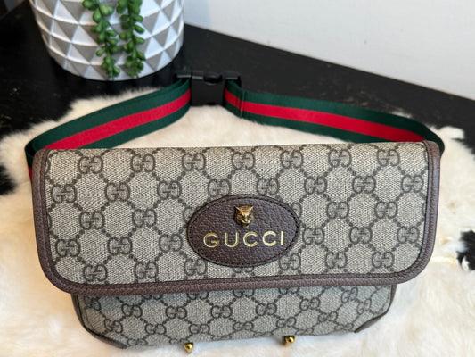 Gucci Supreme Canvas Neo Vintage Web Belt Bag