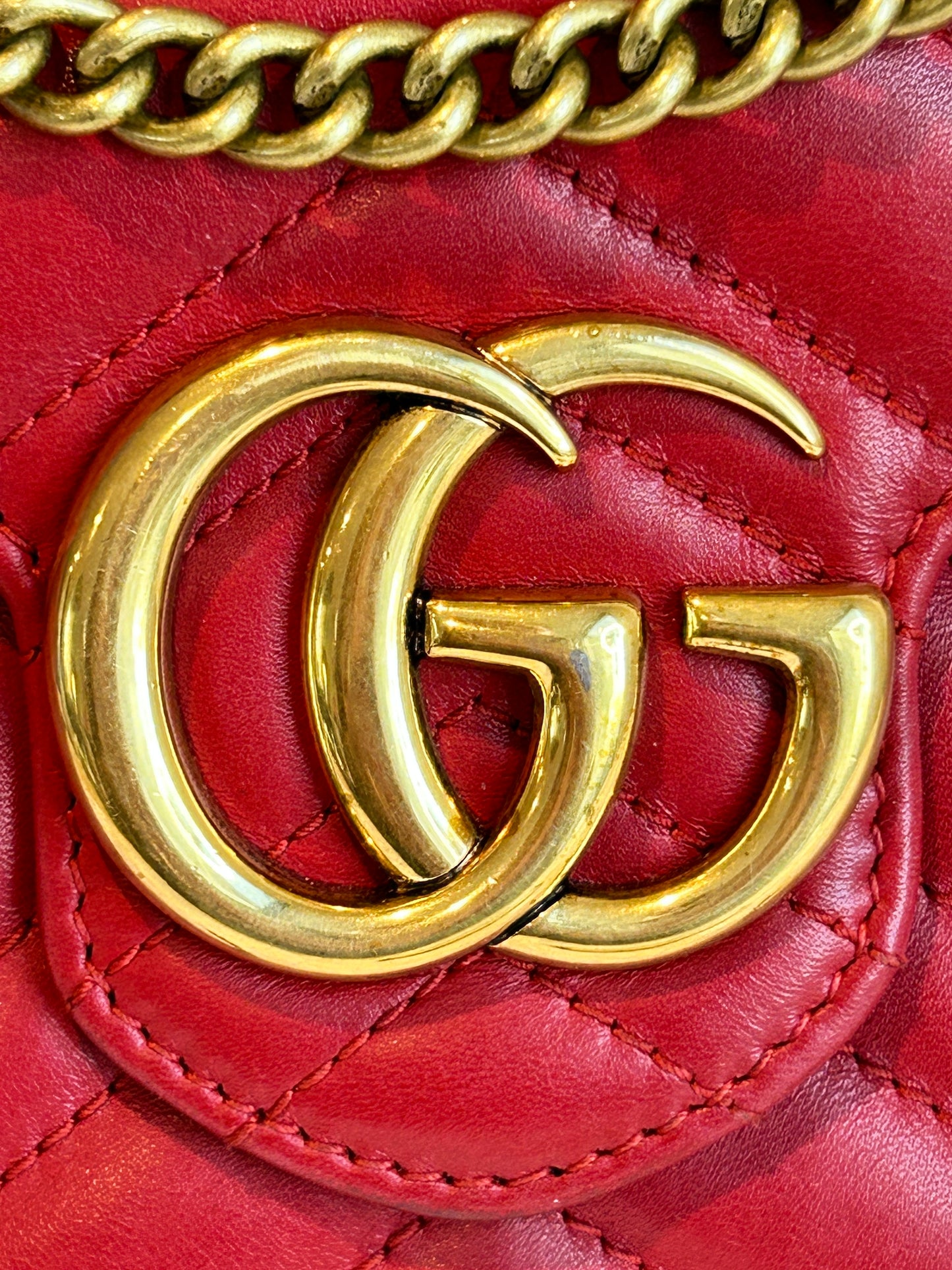 GUCCI Calfskin Matelasse GG Marmont Wallet on Chain Red