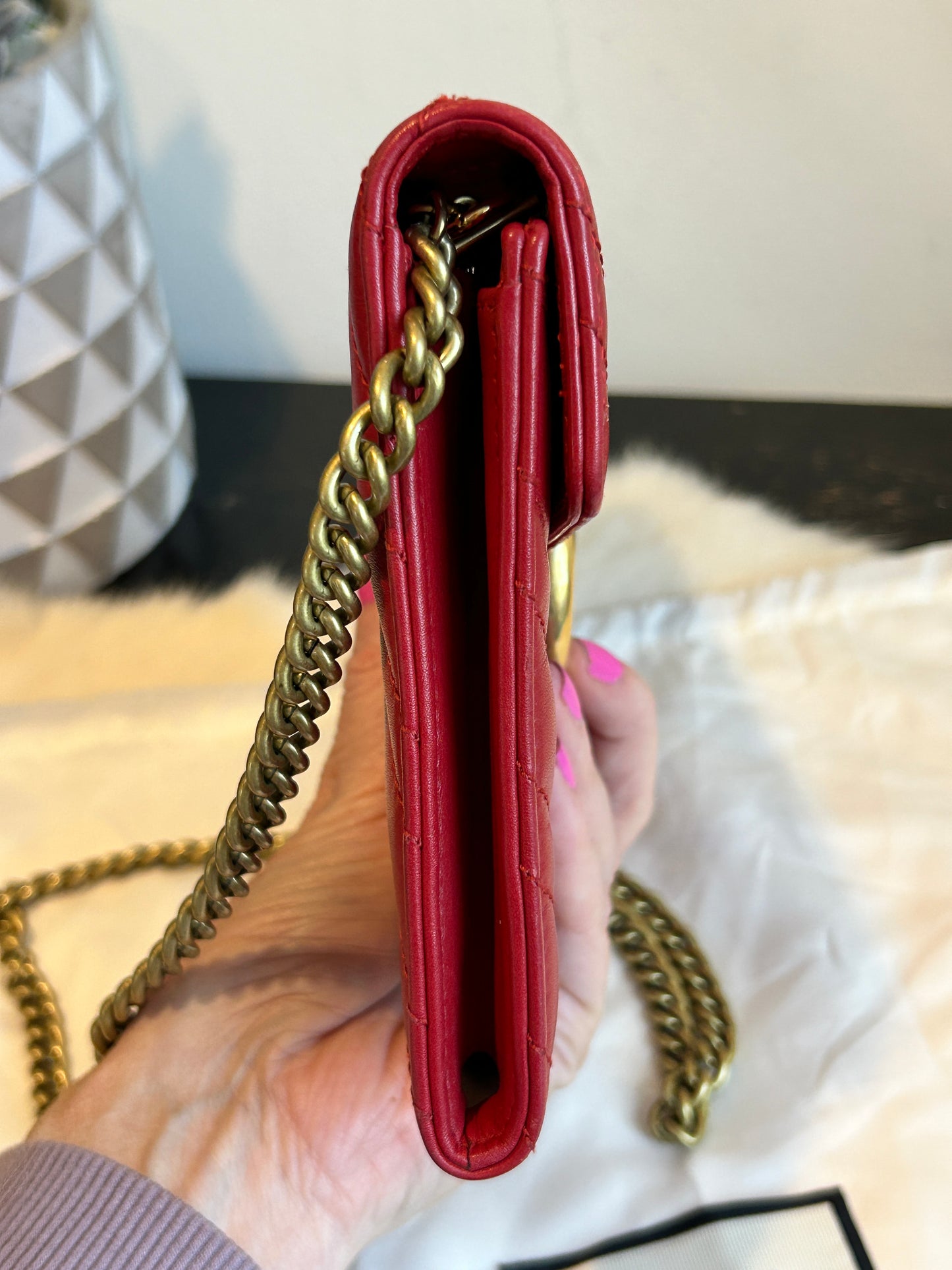 GUCCI Calfskin Matelasse GG Marmont Wallet on Chain Red