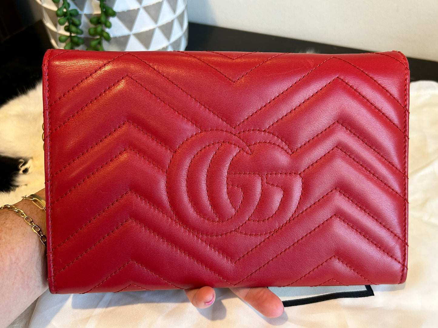 GUCCI Calfskin Matelasse GG Marmont Wallet on Chain Red