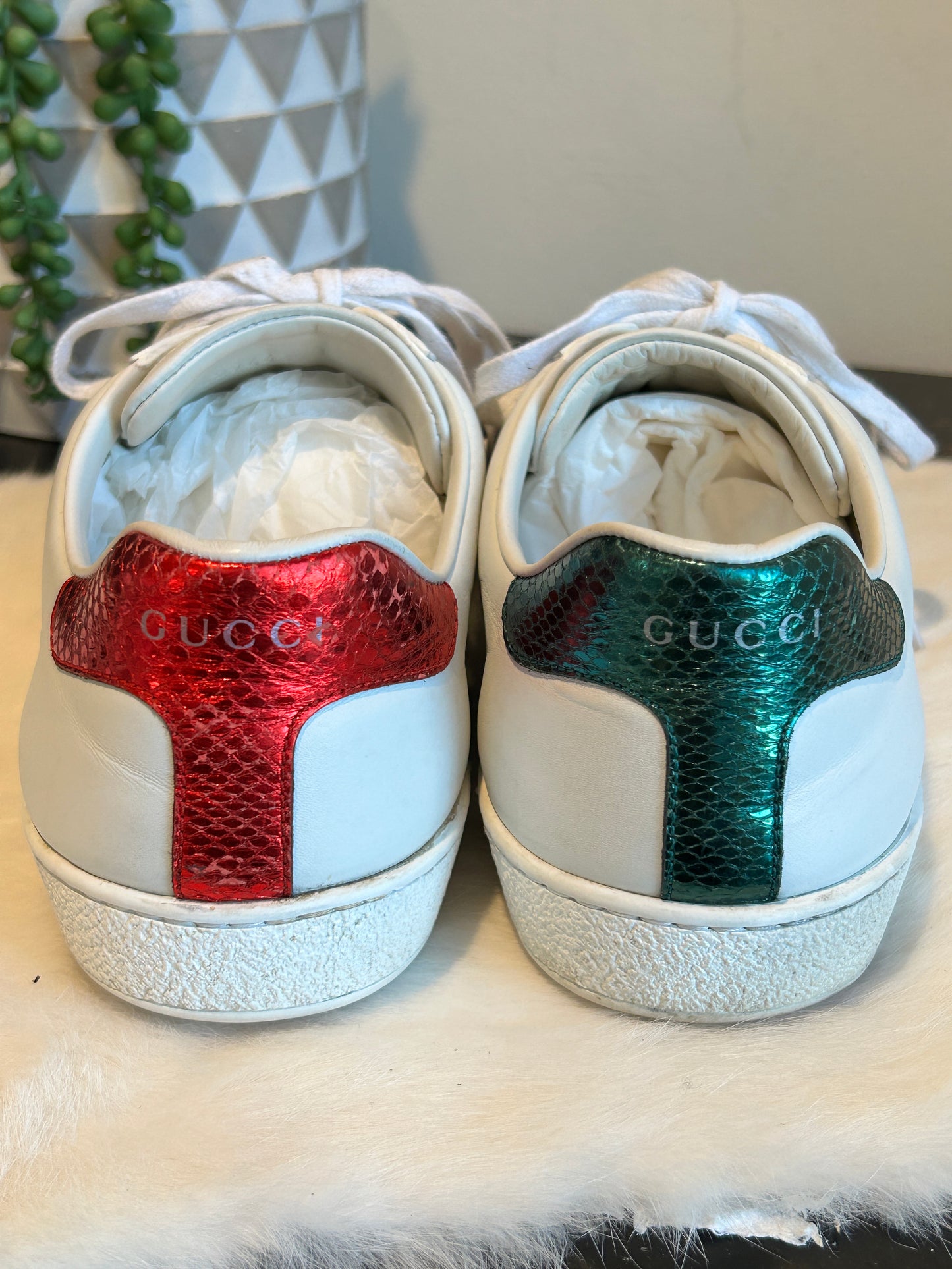 GUCCI Ace Bees Sneakers 8.5EU (41.5EU)