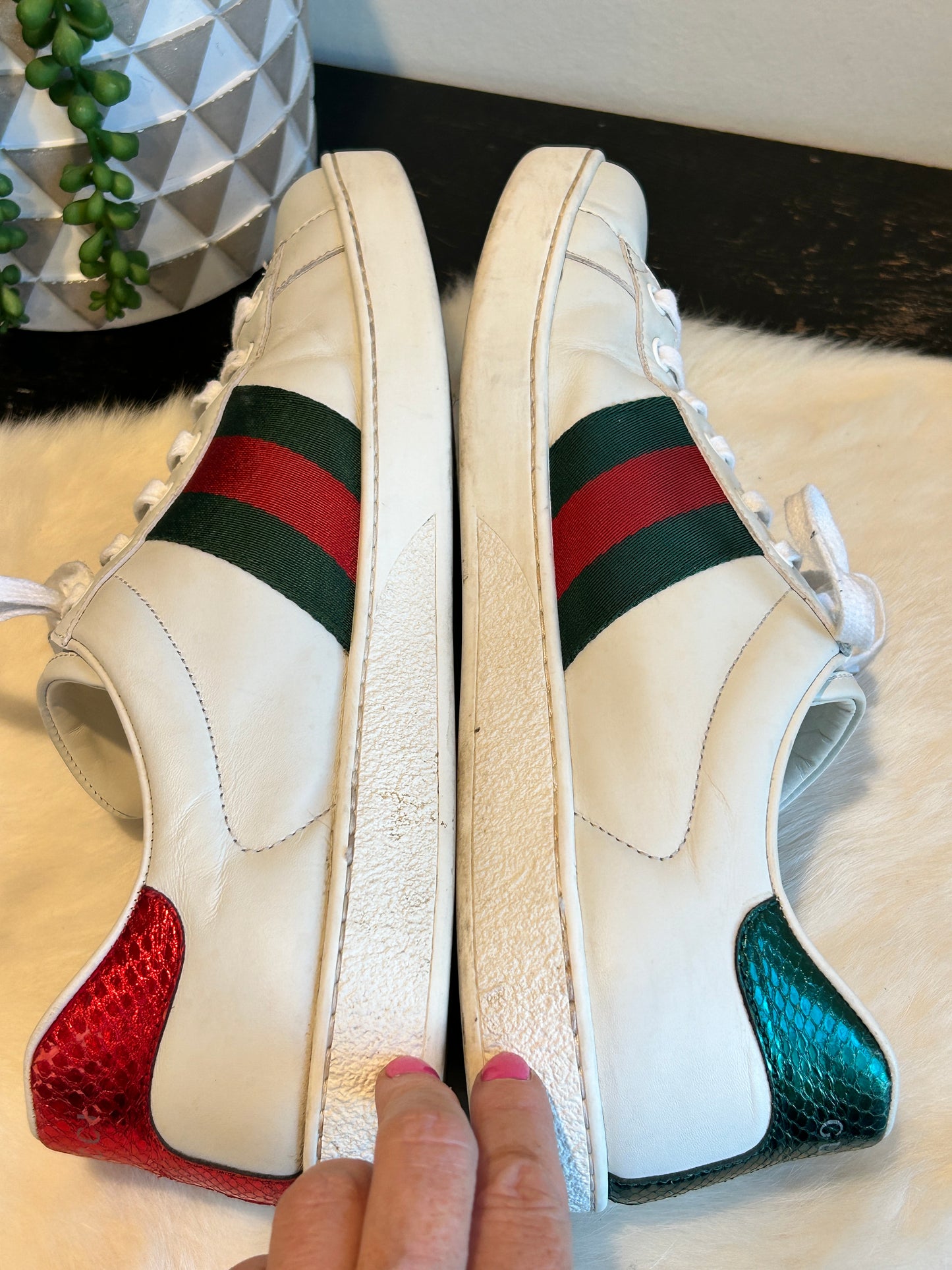 GUCCI Ace Bees Sneakers 8.5EU (41.5EU)