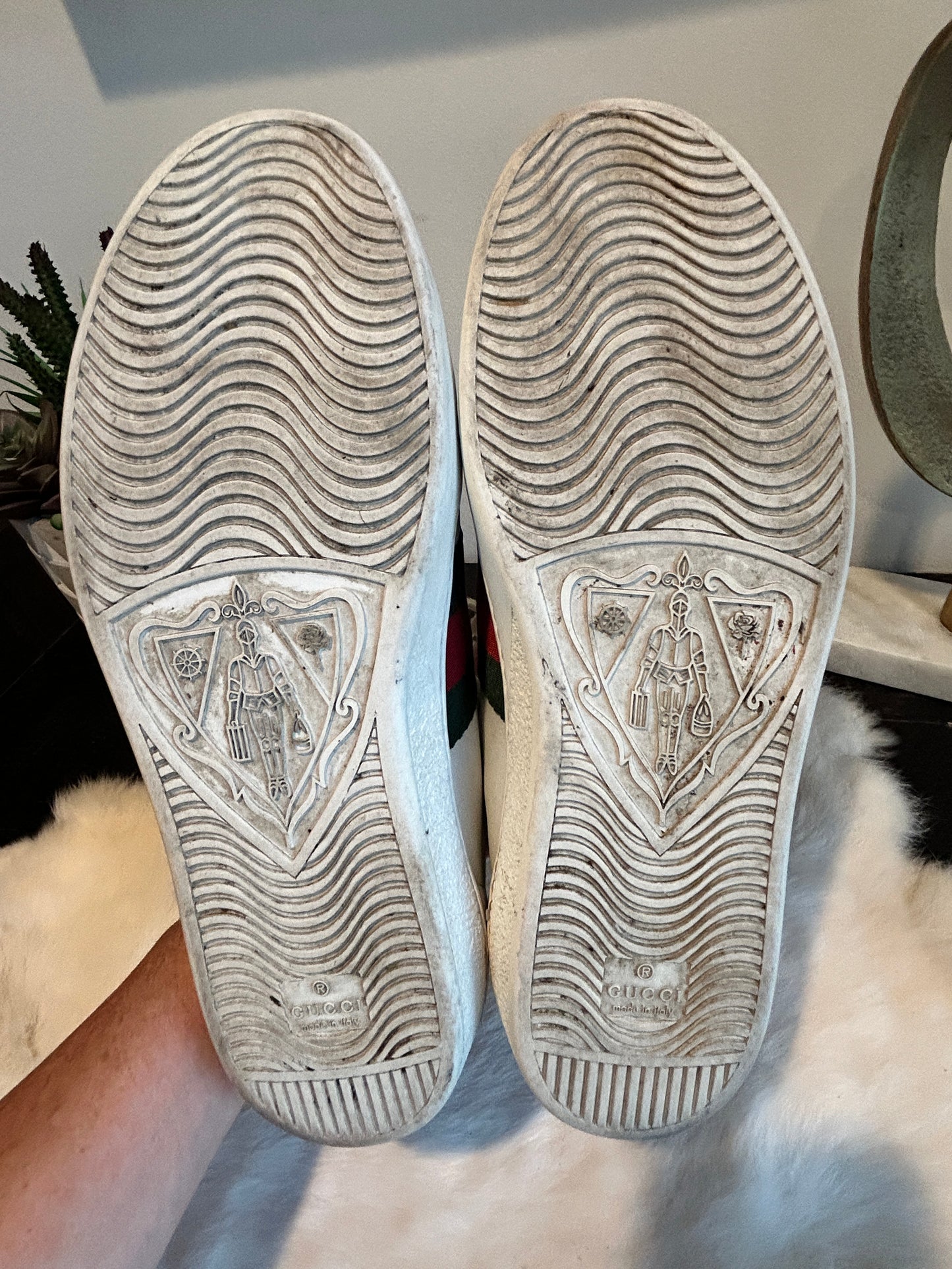 GUCCI Ace Bees Sneakers 8.5EU (41.5EU)