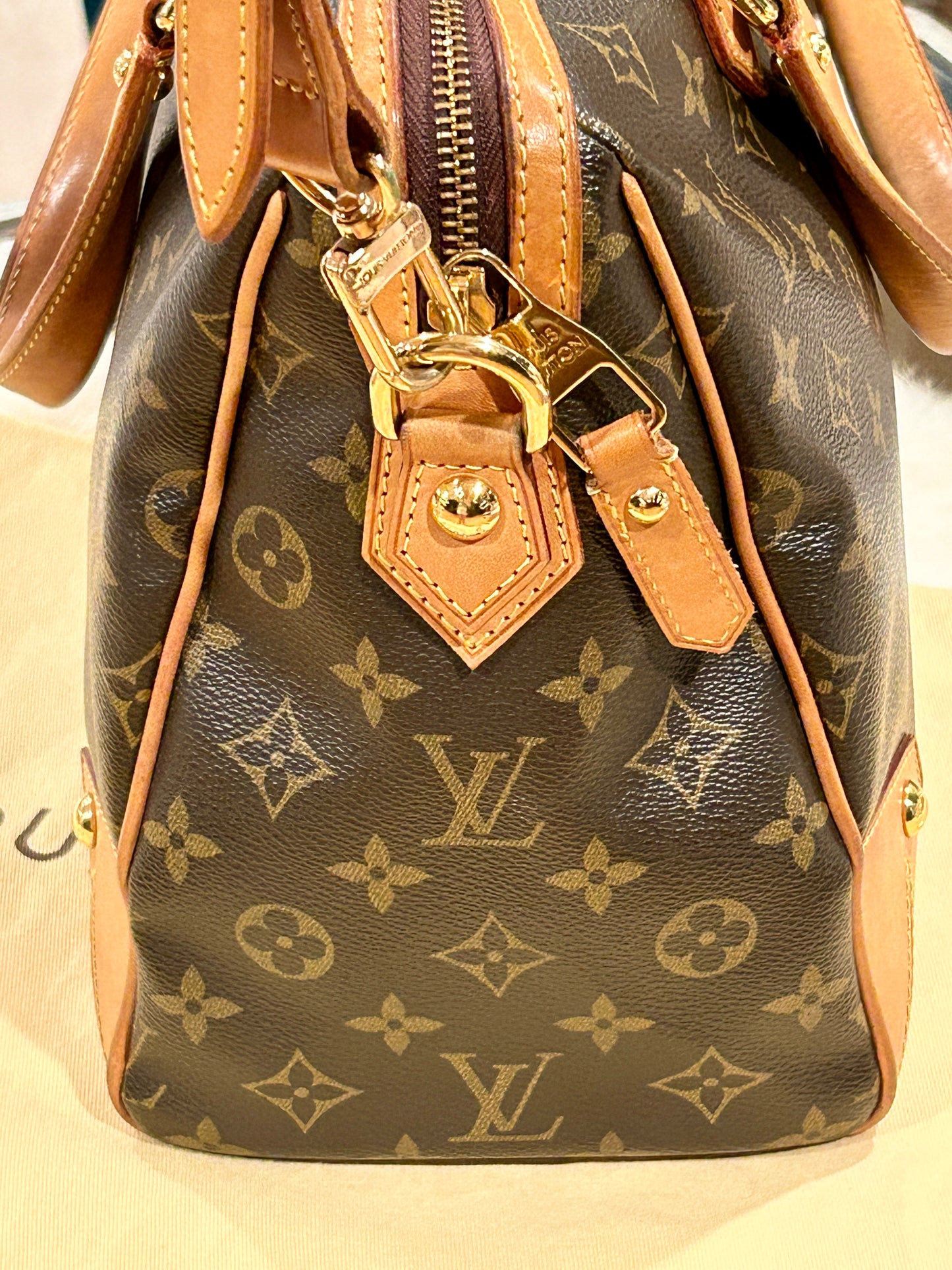 Louis Vuitton Retiro PM Monogram