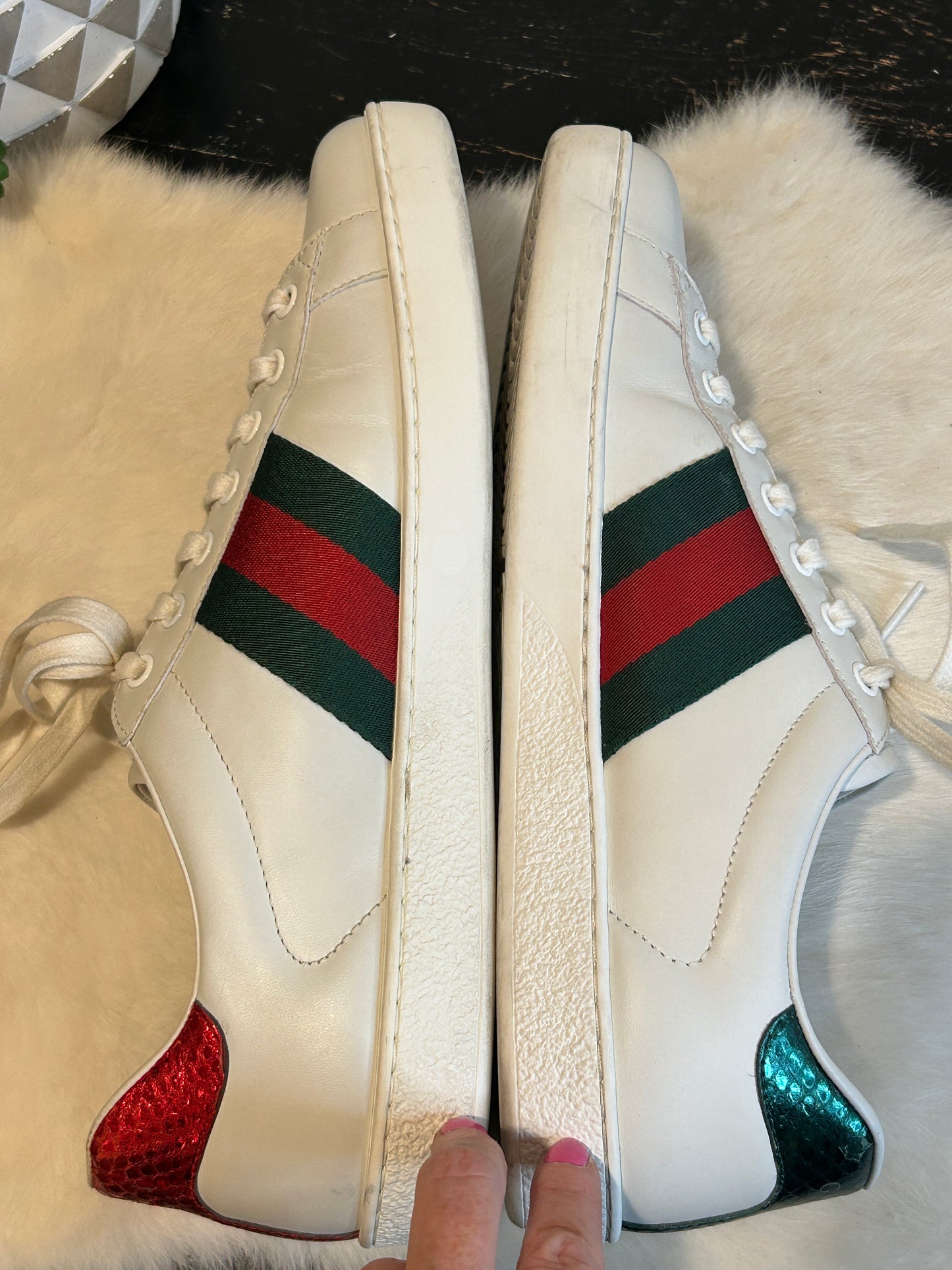 Gucci Men's Ace Bee Sneakers 7.5/8.5EU (40.5EU/41.5EU)